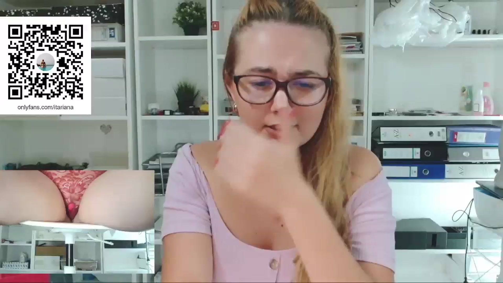 Gallery image thumbnail from IT_Ariana's myfreecams stream on, 08/17/2023, 21:18 image 19 of 20