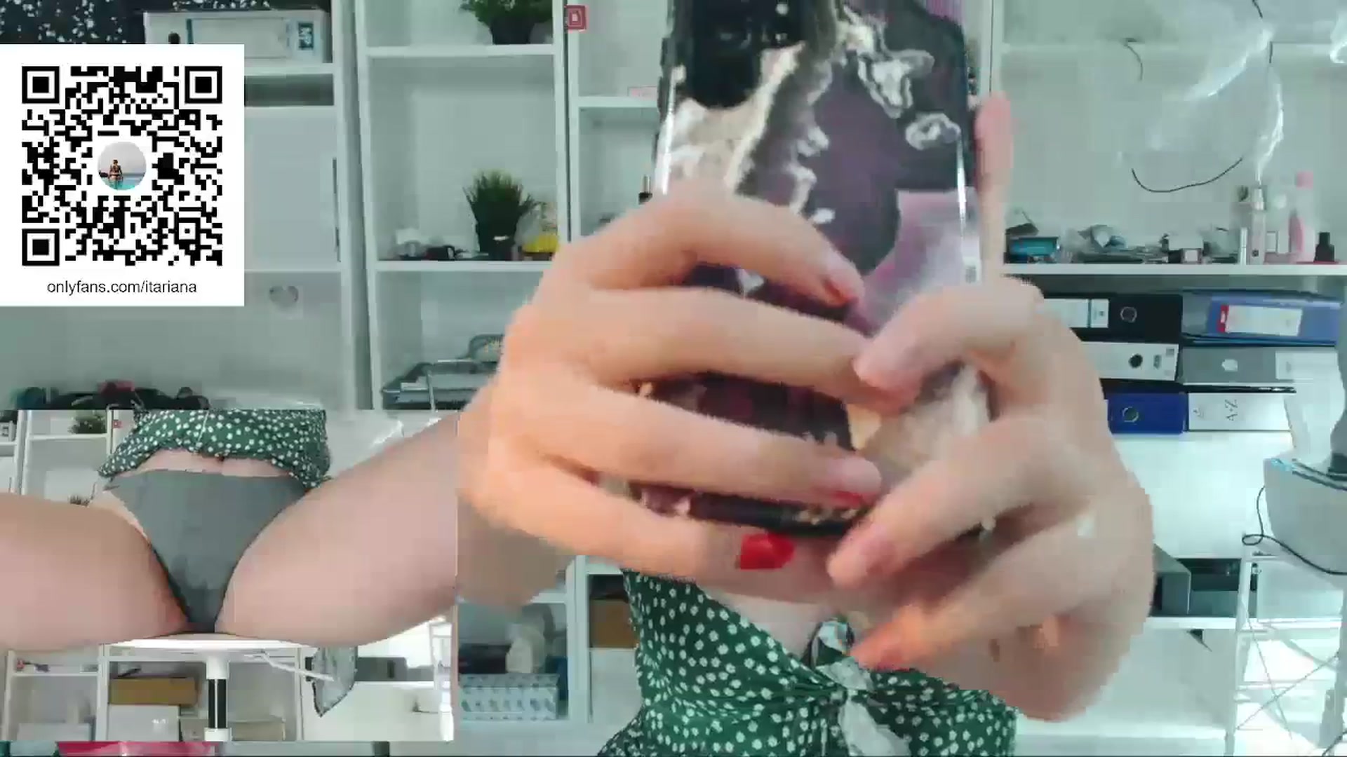 Gallery image thumbnail from IT_Ariana's myfreecams stream on, 09/08/2023, 20:22 image 2 of 20