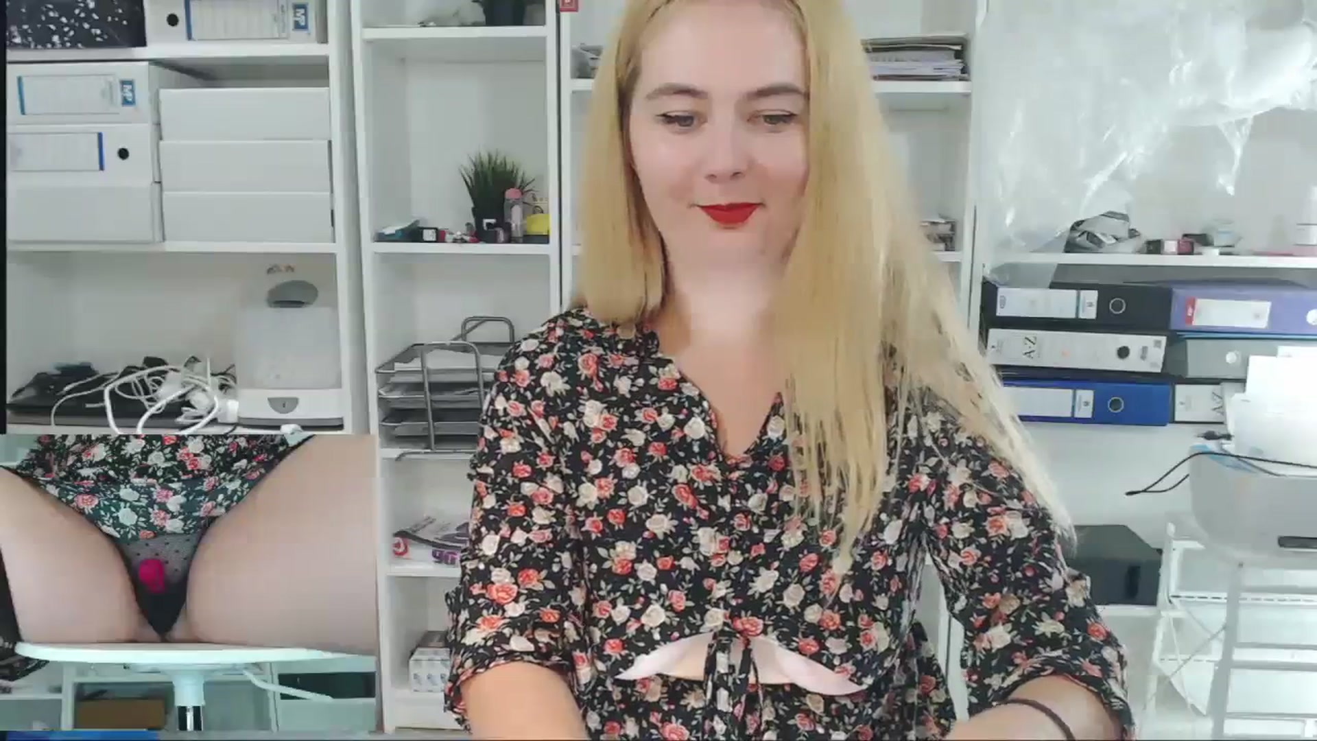 Gallery image thumbnail from IT_Ariana's myfreecams stream on, 11/02/2023, 22:12 image 6 of 20