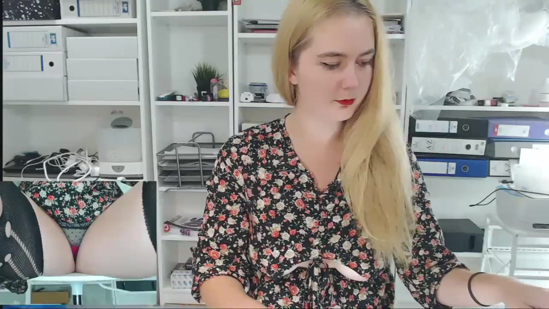 Gallery image thumbnail from IT_Ariana's myfreecams stream on, 11/02/2023, 22:12 image 5 of 20
