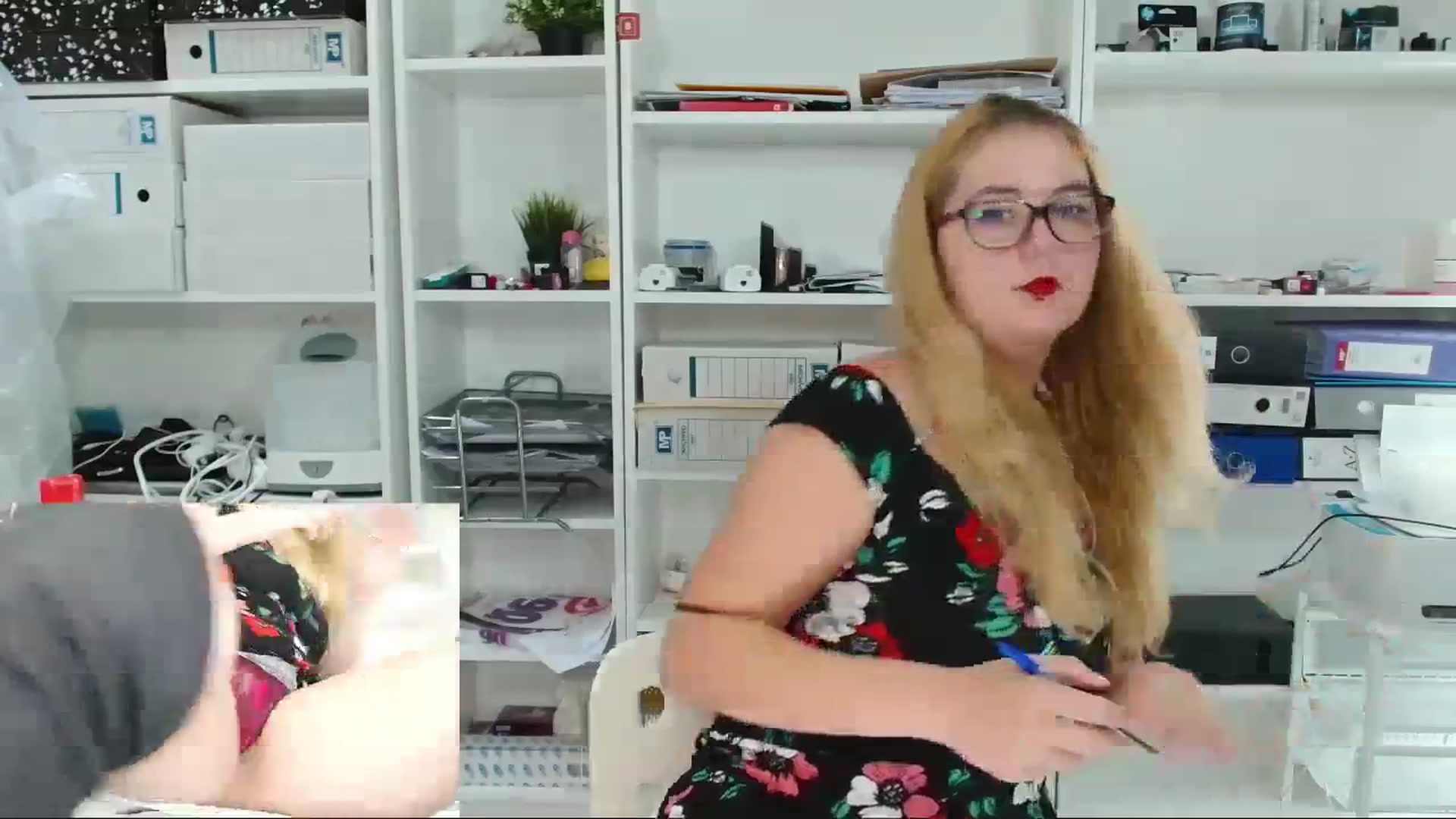 Gallery image thumbnail from IT_Ariana's myfreecams stream on, 12/01/2023, 19:17 image 12 of 20