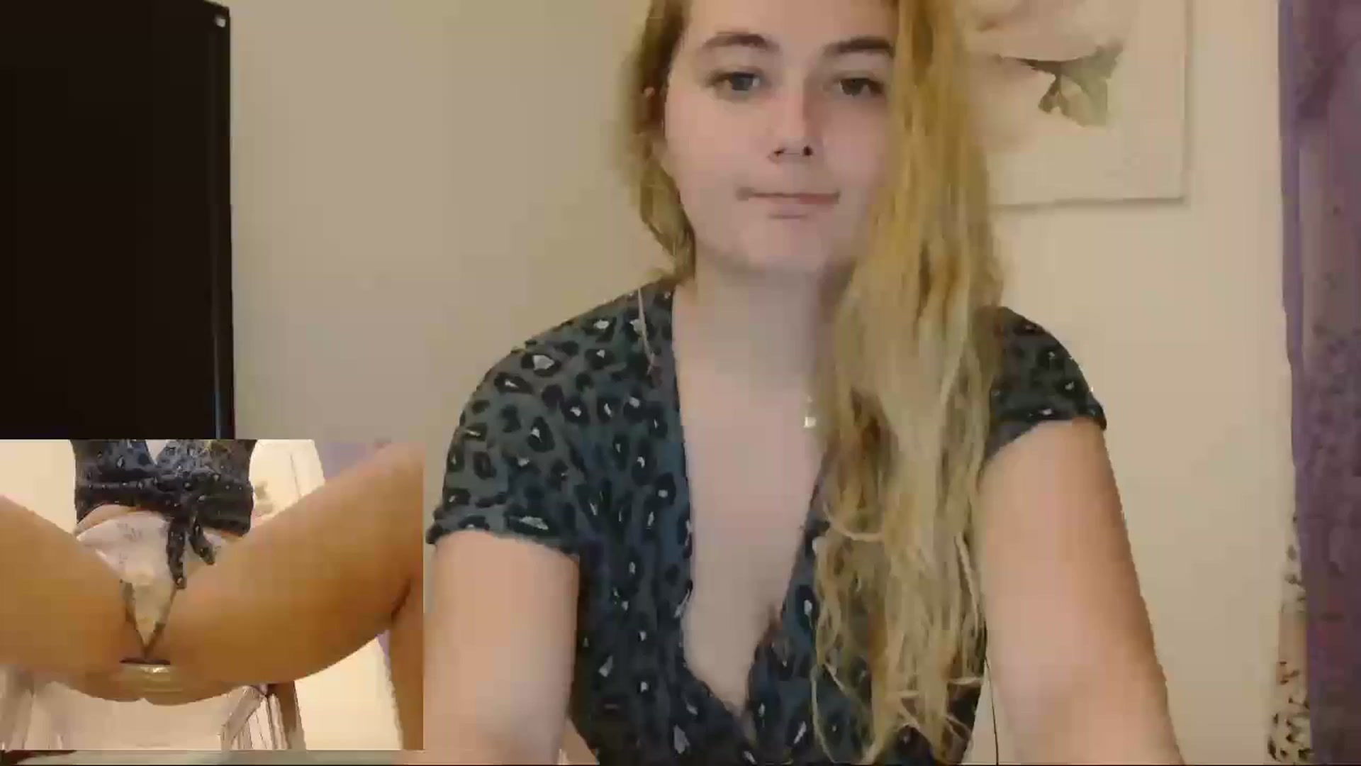 Gallery image thumbnail from IT_Ariana's myfreecams stream on, 12/06/2023, 03:16 image 18 of 20
