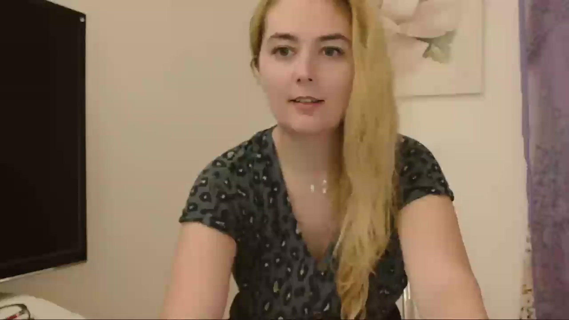 Gallery image thumbnail from IT_Ariana's myfreecams stream on, 12/06/2023, 03:16 image 3 of 20