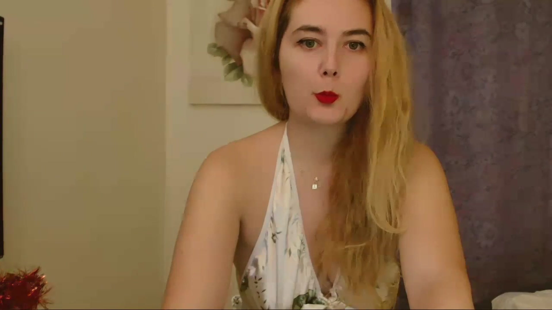 Gallery image thumbnail from IT_Ariana's myfreecams stream on, 12/13/2023, 01:08 image 8 of 20