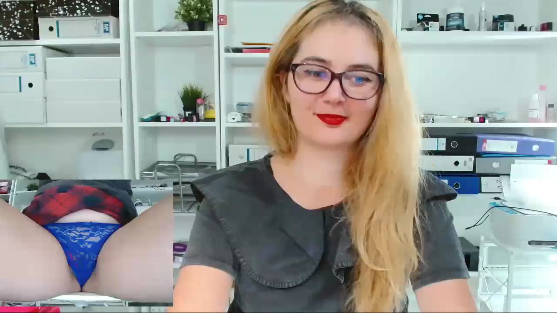 Gallery image thumbnail from IT_Ariana's myfreecams stream on, 12/13/2023, 20:17 image 1 of 20