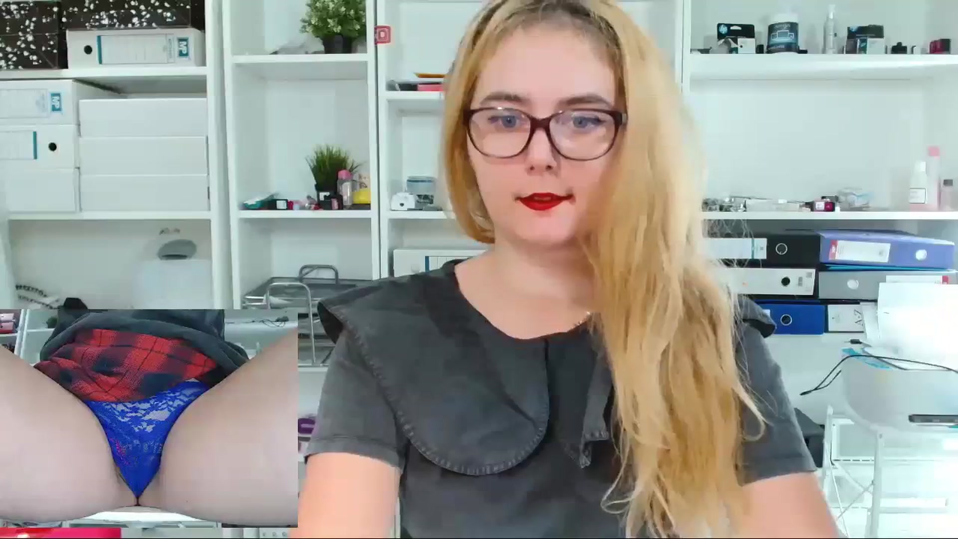Gallery image thumbnail from IT_Ariana's myfreecams stream on, 12/13/2023, 20:17 image 8 of 20