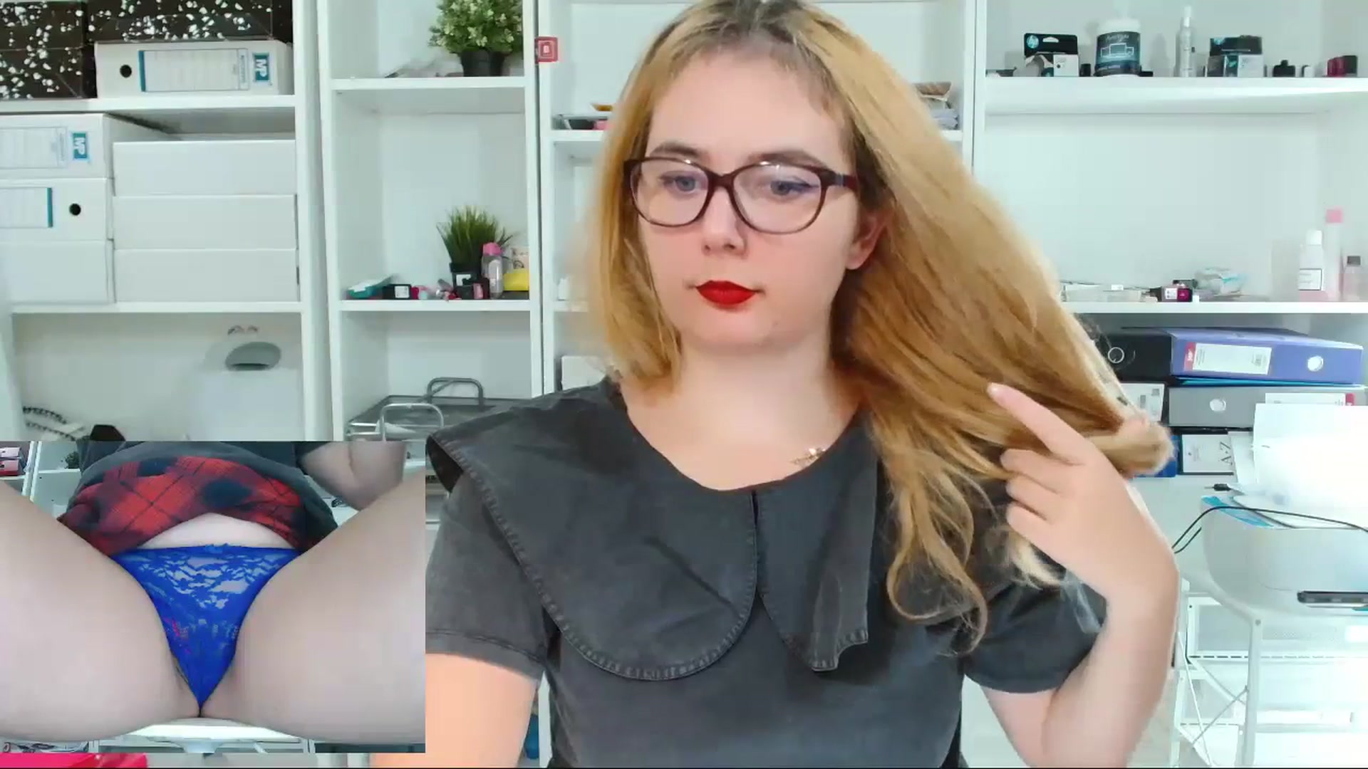 Gallery image thumbnail from IT_Ariana's myfreecams stream on, 12/13/2023, 20:17 image 3 of 20