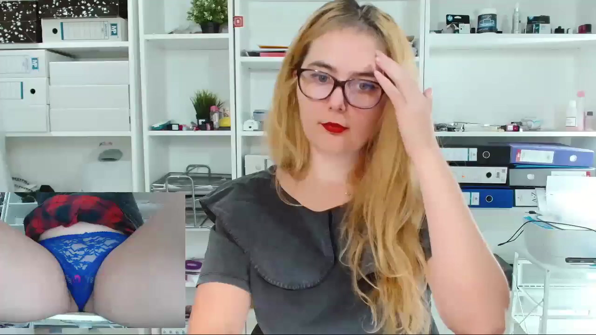 Gallery image thumbnail from IT_Ariana's myfreecams stream on, 12/13/2023, 21:52 image 10 of 20