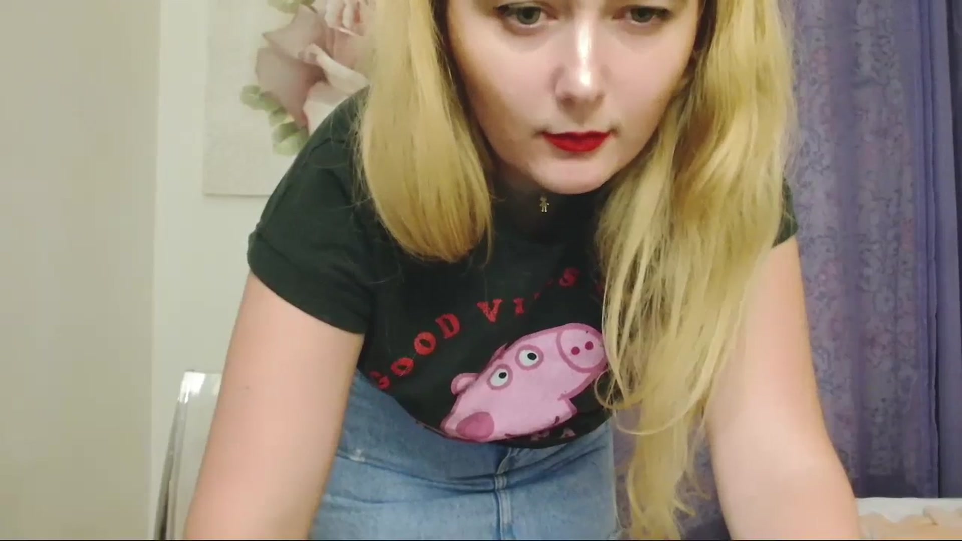 Gallery image thumbnail from IT_Ariana's myfreecams stream on, 12/15/2023, 02:29 image 10 of 20