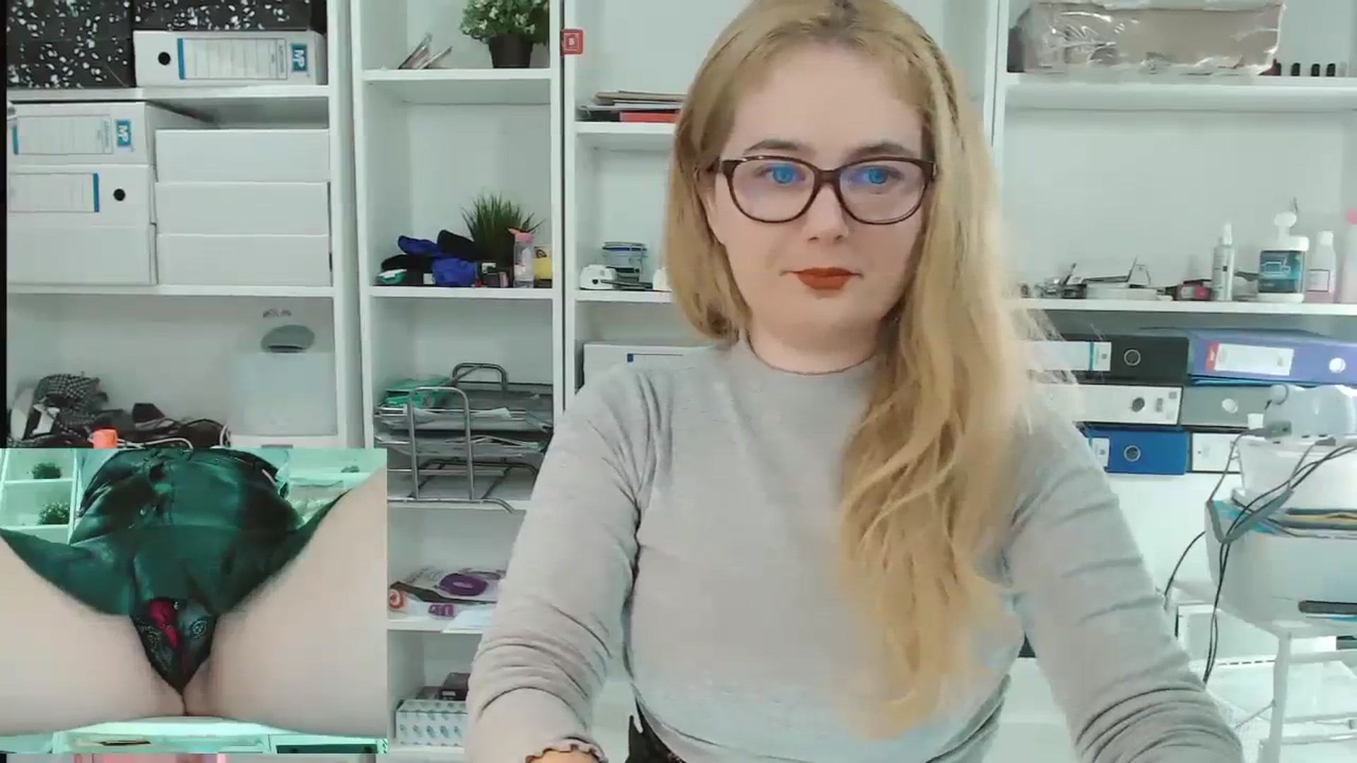 Gallery image thumbnail from IT_Ariana's myfreecams stream on, 01/24/2024, 19:36 image 12 of 20