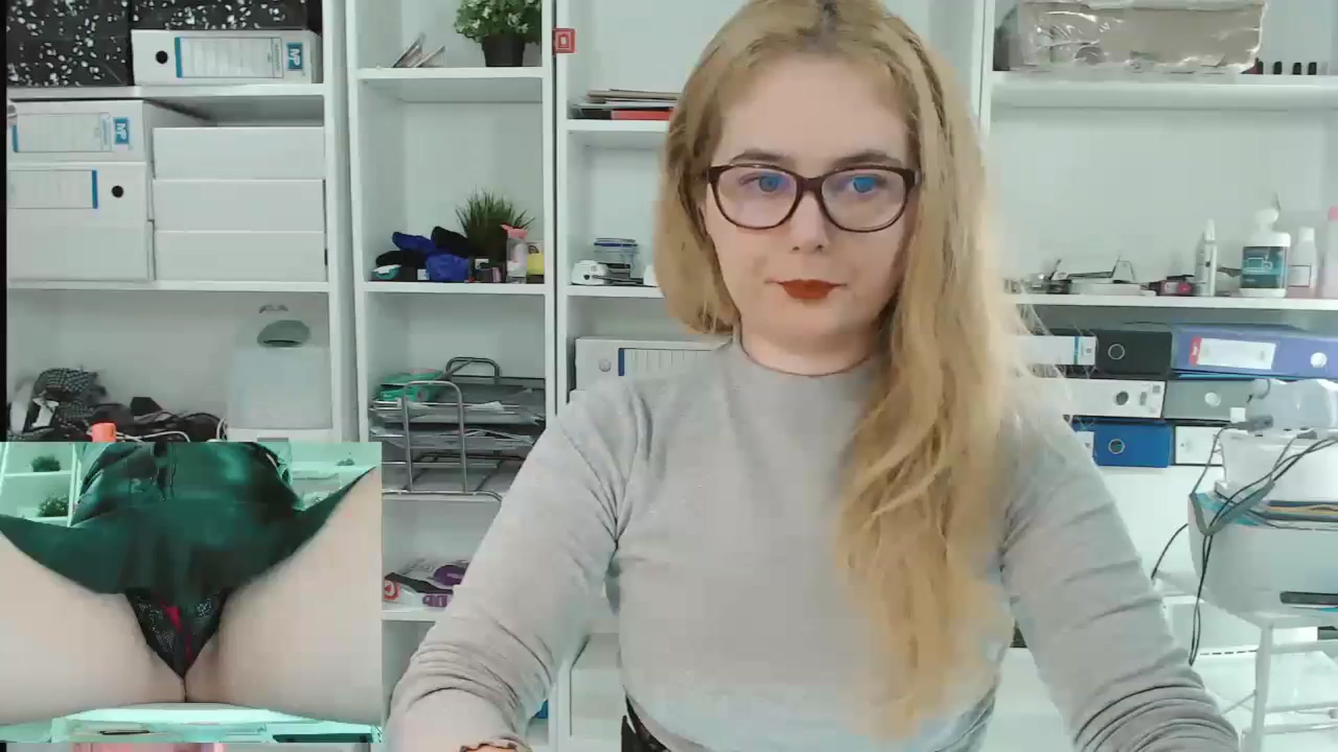 Gallery image thumbnail from IT_Ariana's myfreecams stream on, 01/24/2024, 19:36 image 5 of 20
