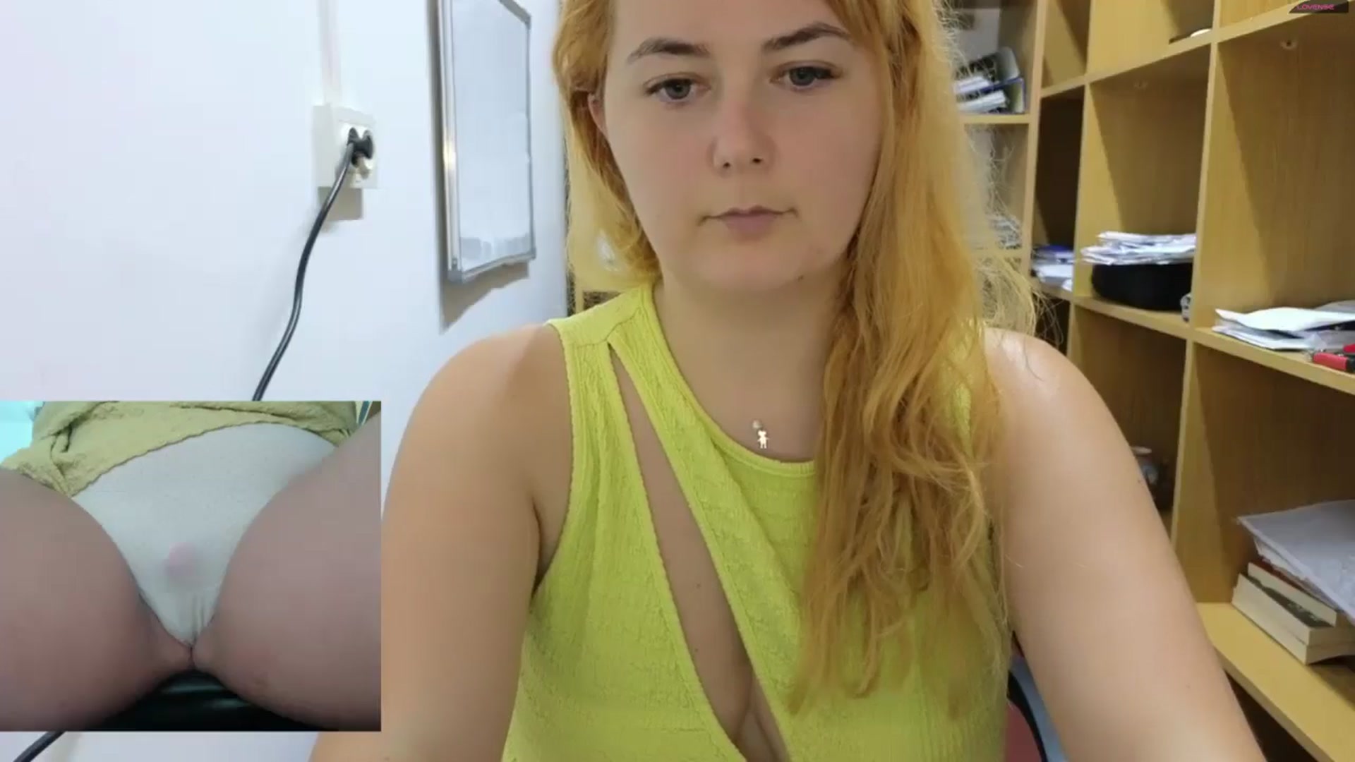 Gallery image thumbnail from IT_Ariana's myfreecams stream on, 07/15/2024, 19:26 image 7 of 20