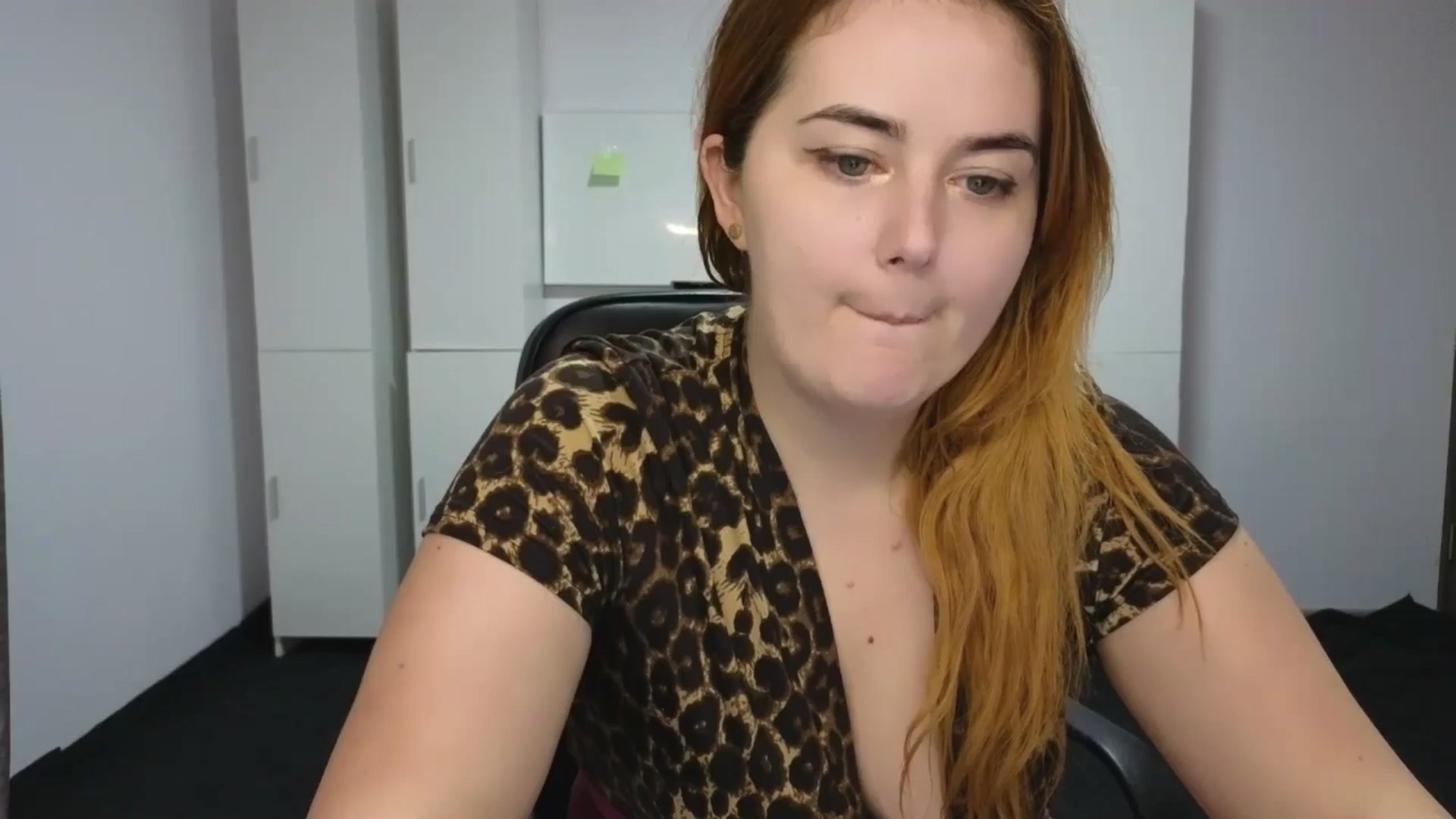 Gallery image thumbnail from IT_Ariana's myfreecams stream on, 04/29/2025, 18:49 image 14 of 20
