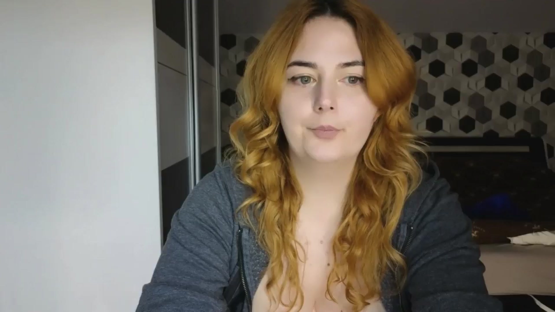 Gallery image thumbnail from IT_Ariana's myfreecams stream on, 04/30/2025, 22:05 image 19 of 20