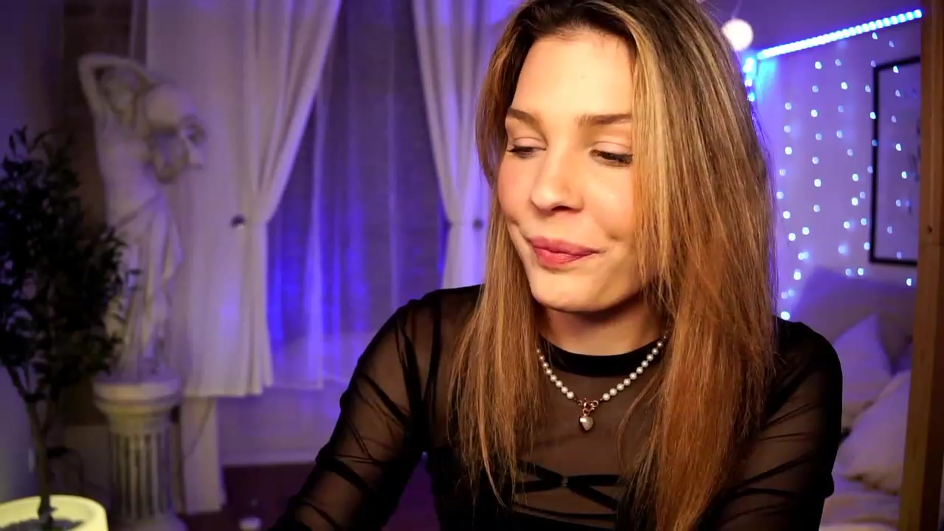 Gallery image thumbnail from ITakeUrBreath's myfreecams stream on, 02/27/2023, 03:57 image 12 of 20