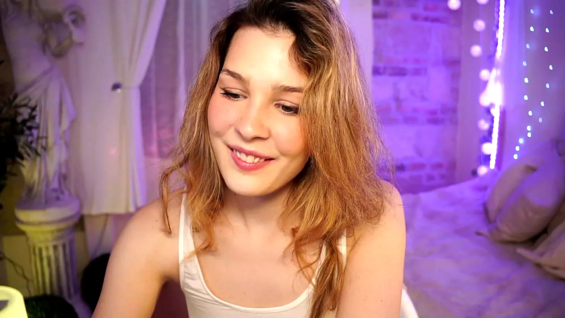 Gallery image thumbnail from ITakeUrBreath's myfreecams stream on, 03/30/2023, 13:17 image 4 of 20