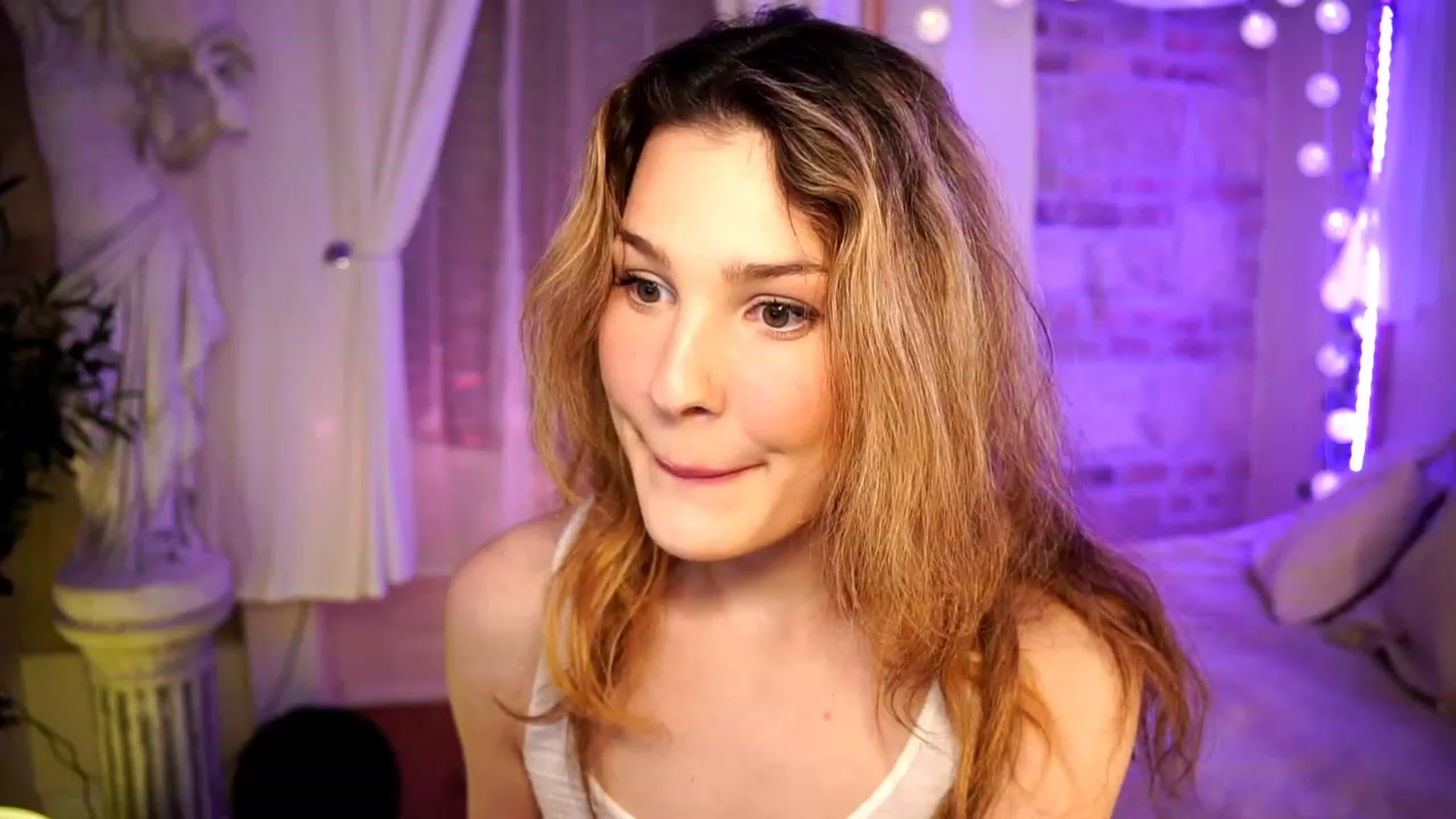 Gallery image thumbnail from ITakeUrBreath's myfreecams stream on, 03/30/2023, 17:19 image 19 of 20