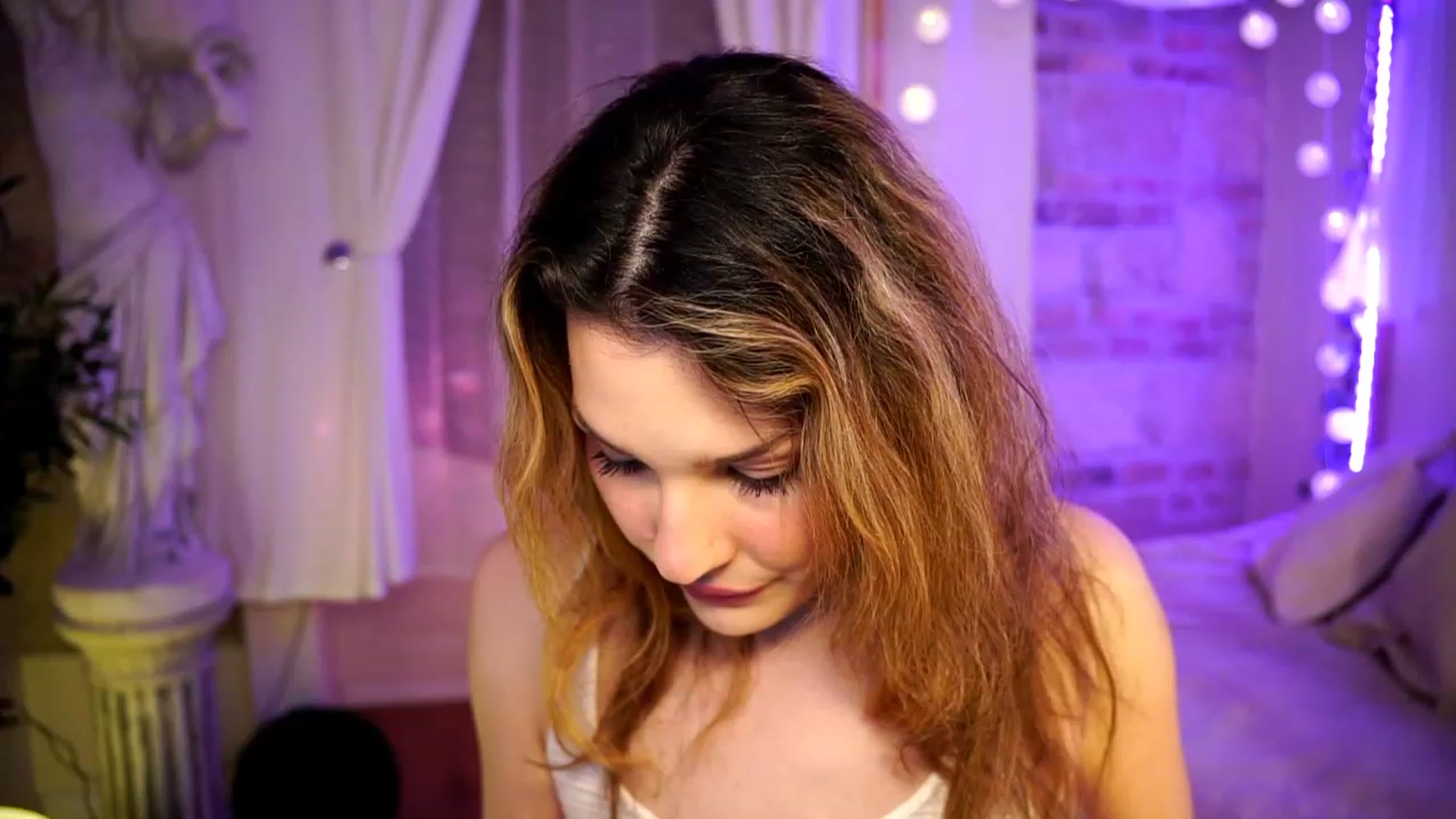Gallery image thumbnail from ITakeUrBreath's myfreecams stream on, 03/30/2023, 17:31 image 19 of 20