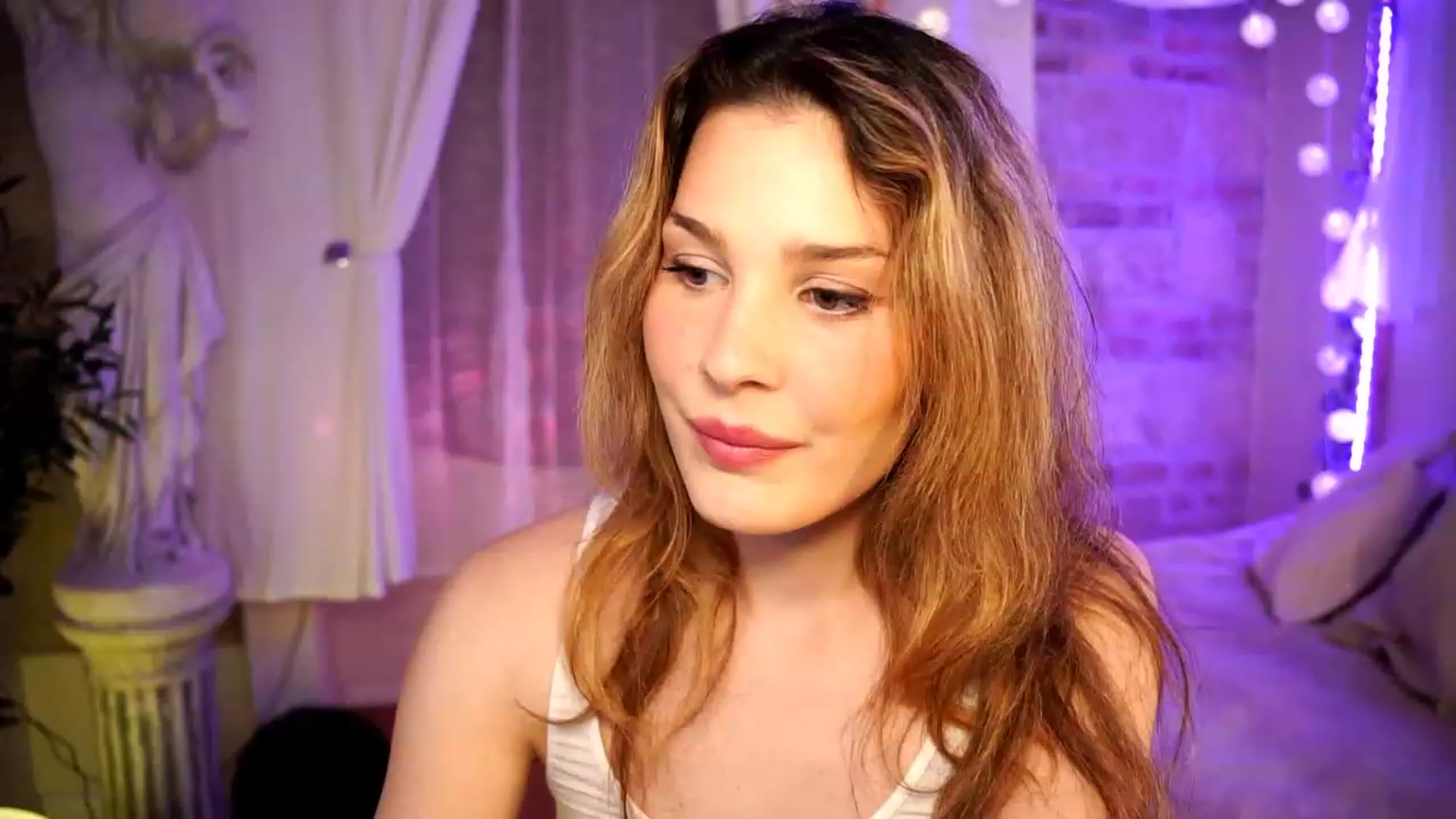 Gallery image thumbnail from ITakeUrBreath's myfreecams stream on, 03/30/2023, 17:31 image 16 of 20