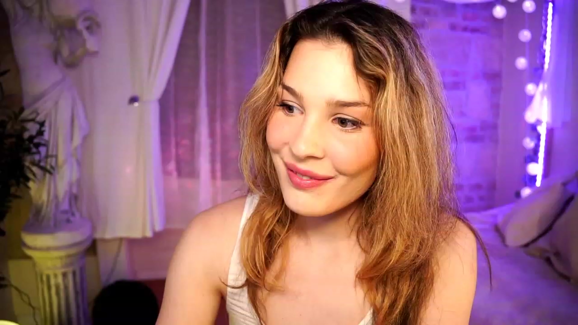 Gallery image thumbnail from ITakeUrBreath's myfreecams stream on, 03/30/2023, 17:31 image 1 of 20