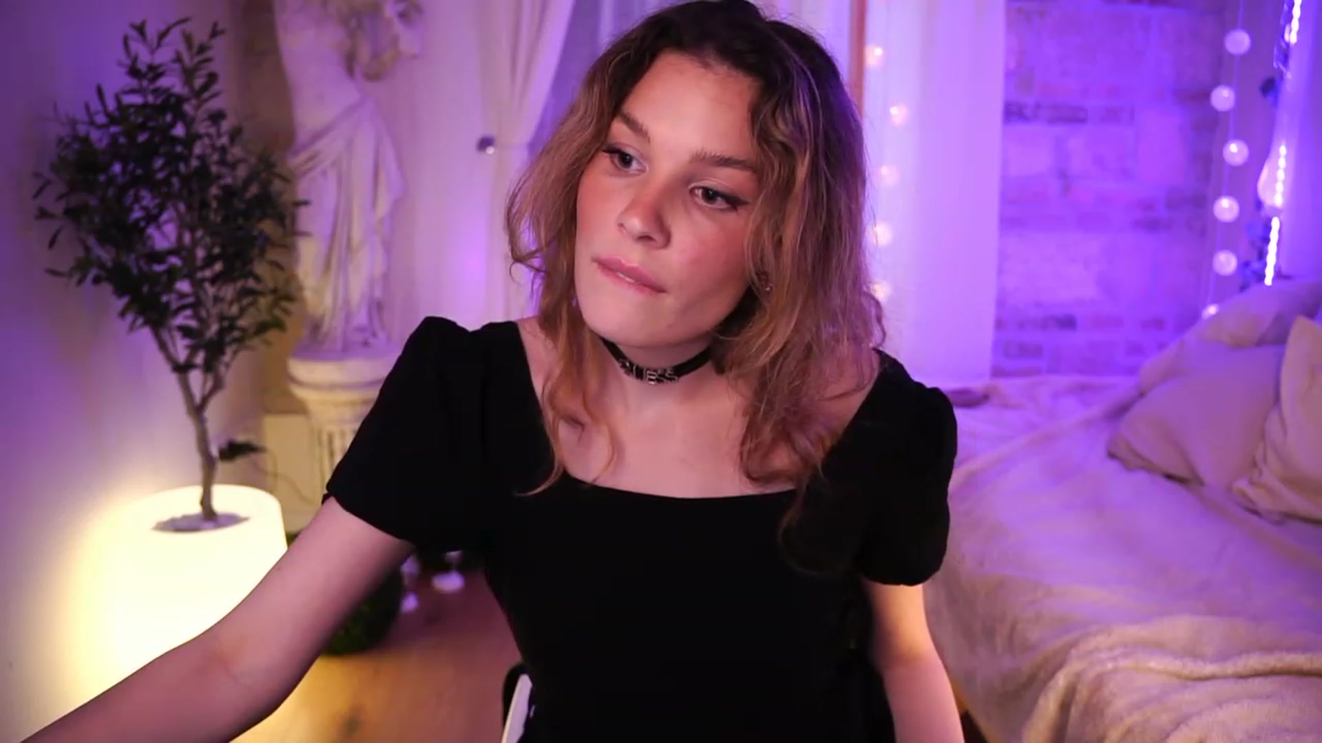 Gallery image thumbnail from ITakeUrBreath's myfreecams stream on, 05/23/2023, 04:48 image 7 of 20