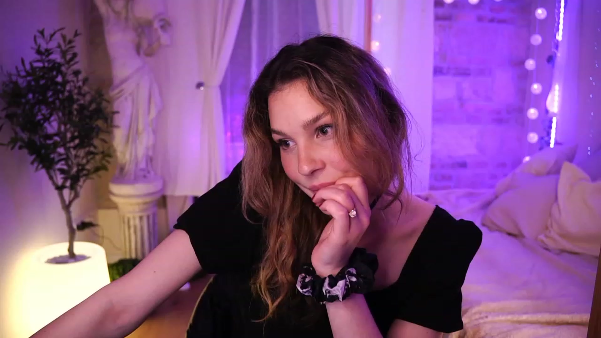 Gallery image thumbnail from ITakeUrBreath's myfreecams stream on, 05/23/2023, 04:48 image 1 of 20