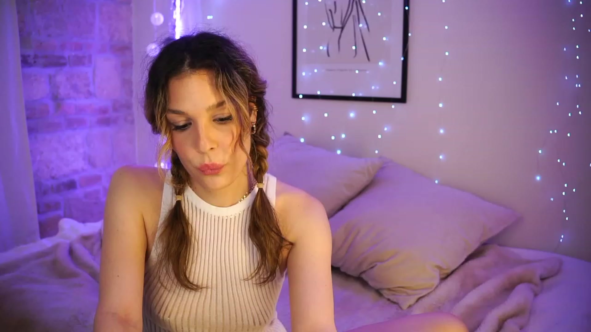 Gallery image thumbnail from ITakeUrBreath's myfreecams stream on, 05/24/2023, 05:18 image 17 of 20