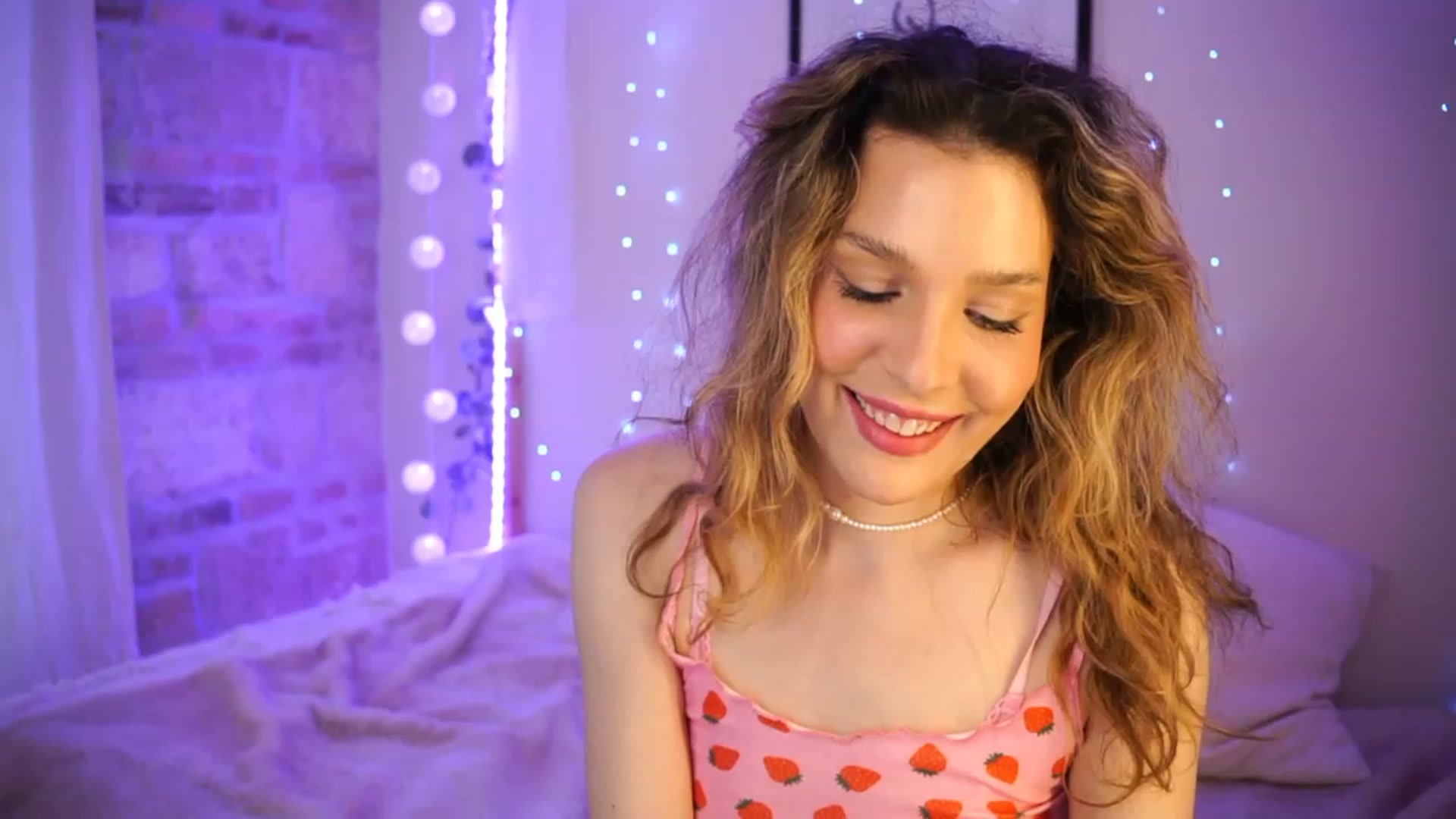 Gallery image thumbnail from ITakeUrBreath's myfreecams stream on, 05/31/2023, 06:36 image 6 of 20