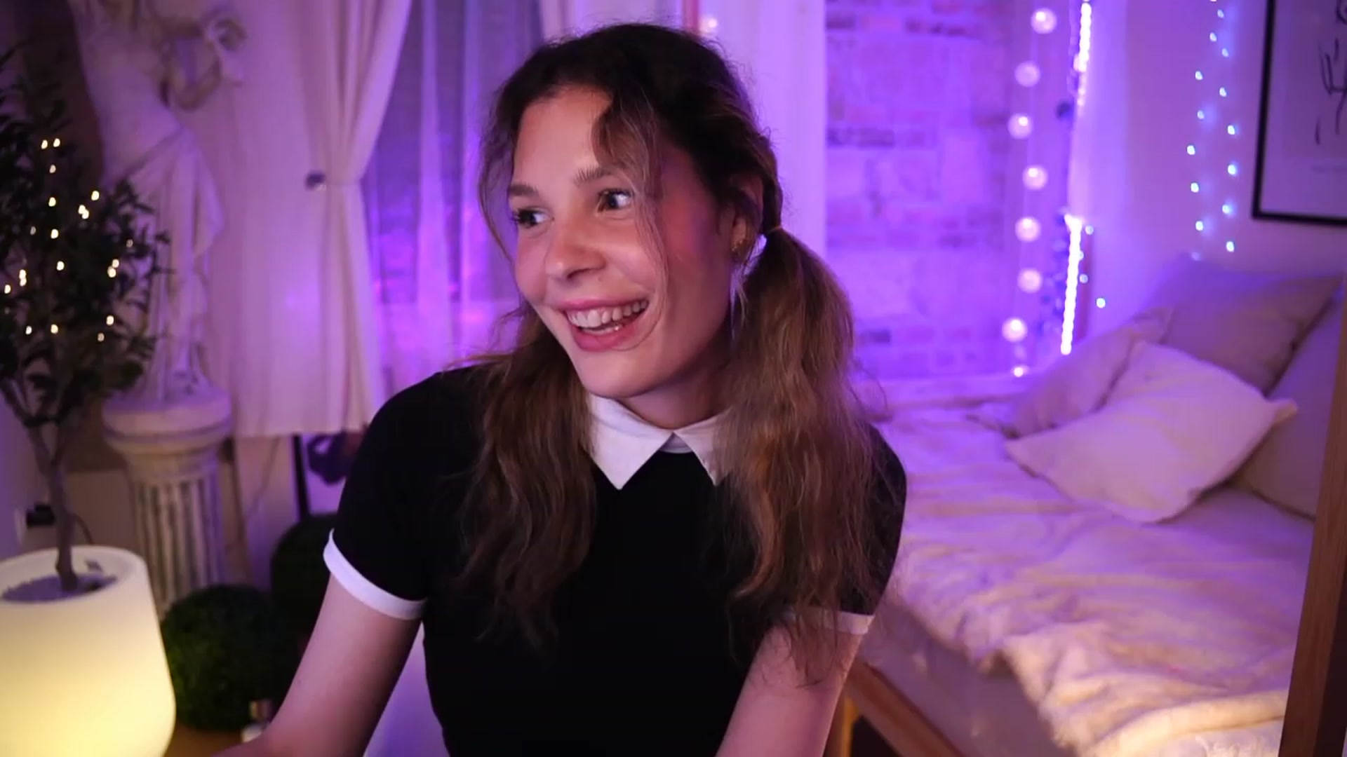 Gallery image thumbnail from ITakeUrBreath's myfreecams stream on, 06/30/2023, 04:22 image 9 of 20