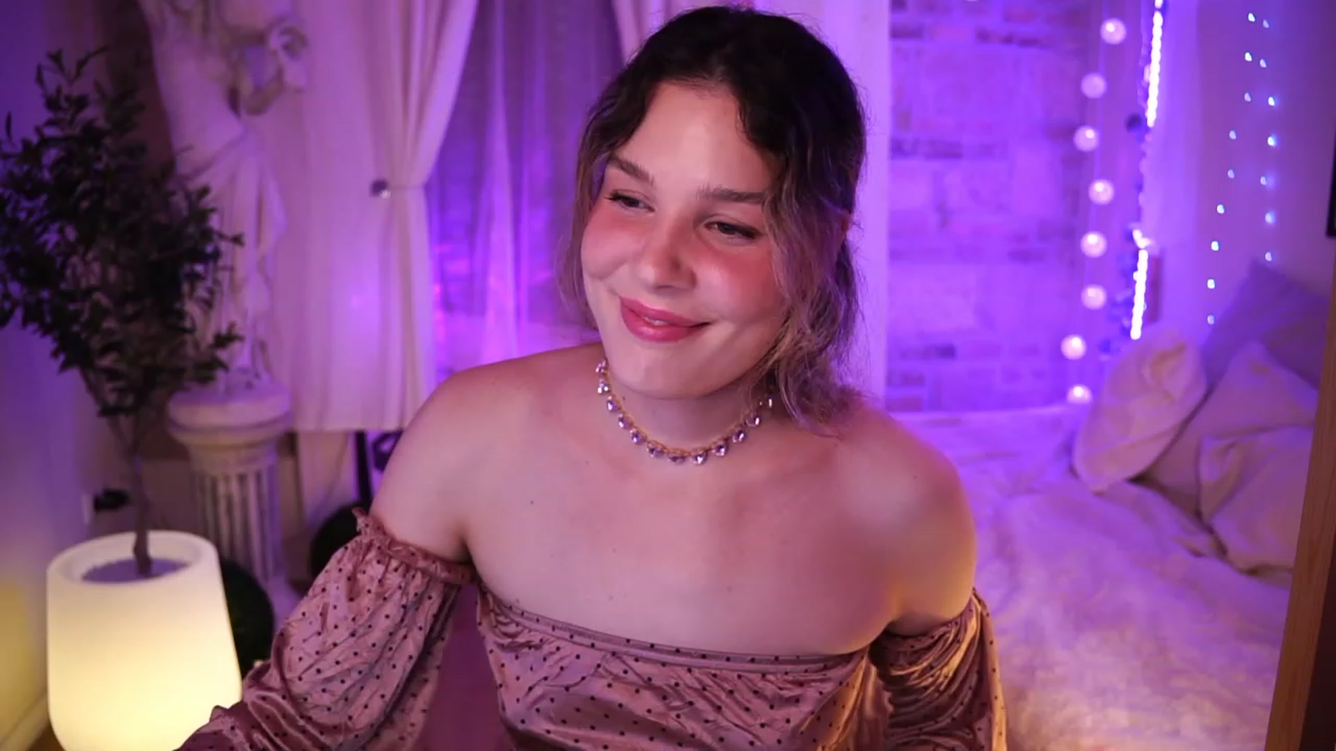 Gallery image thumbnail from ITakeUrBreath's myfreecams stream on, 07/29/2023, 01:55 image 9 of 20