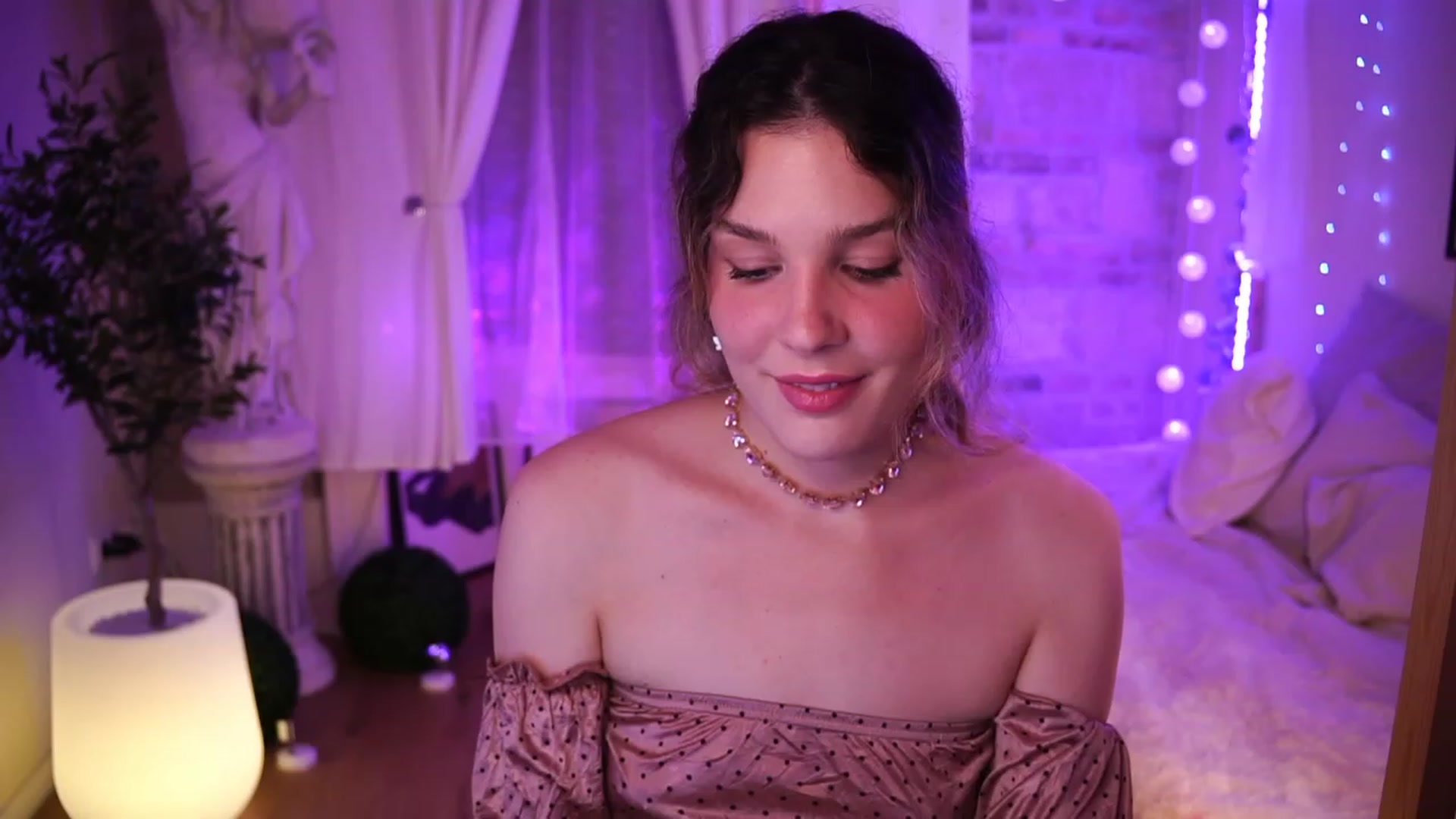 Gallery image thumbnail from ITakeUrBreath's myfreecams stream on, 07/29/2023, 01:55 image 4 of 20