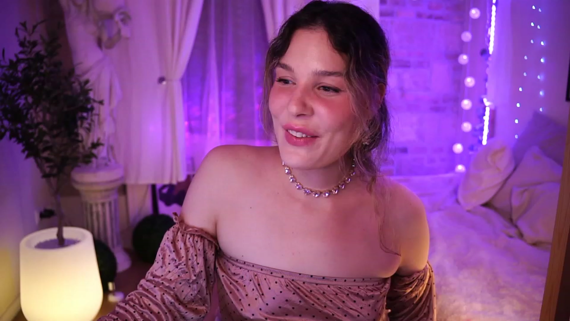 Gallery image thumbnail from ITakeUrBreath's myfreecams stream on, 07/29/2023, 01:55 image 16 of 20
