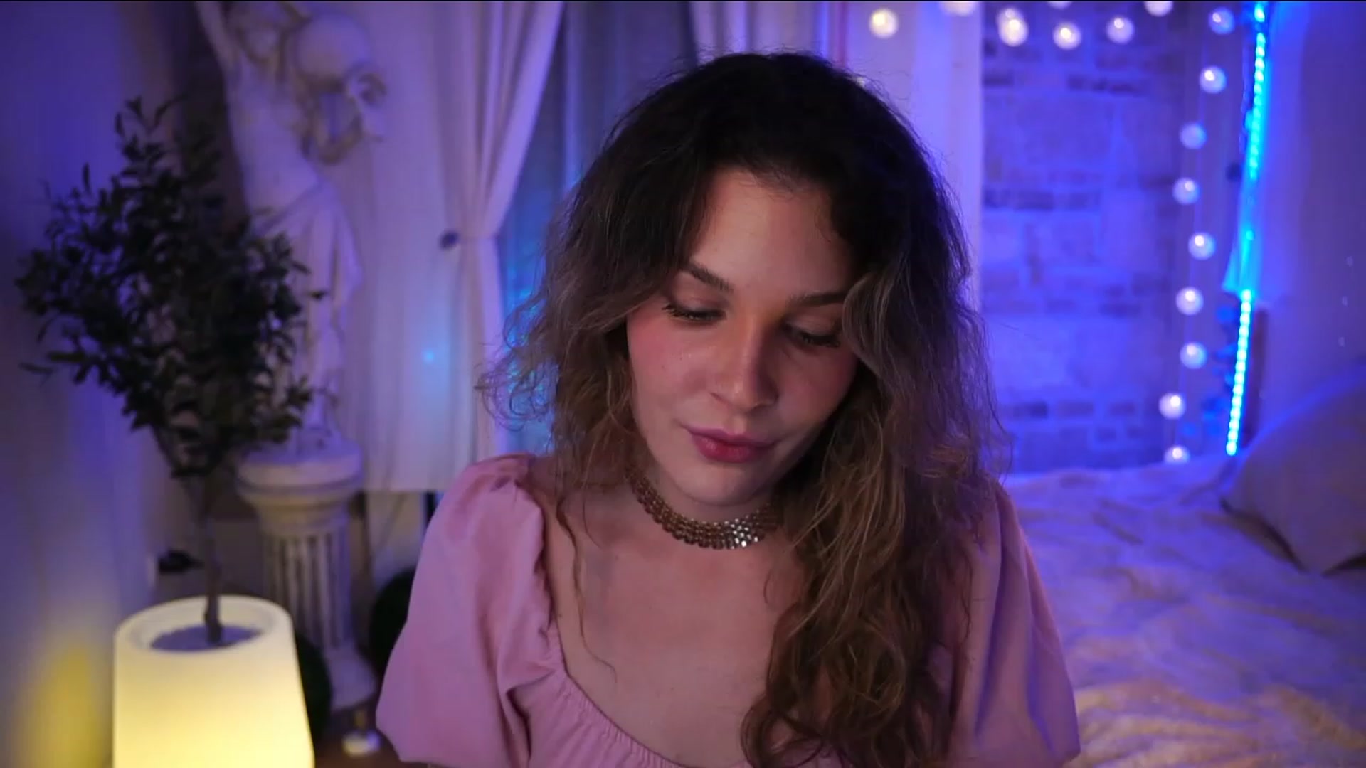 Gallery image thumbnail from ITakeUrBreath's myfreecams stream on, 08/03/2023, 02:08 image 10 of 20