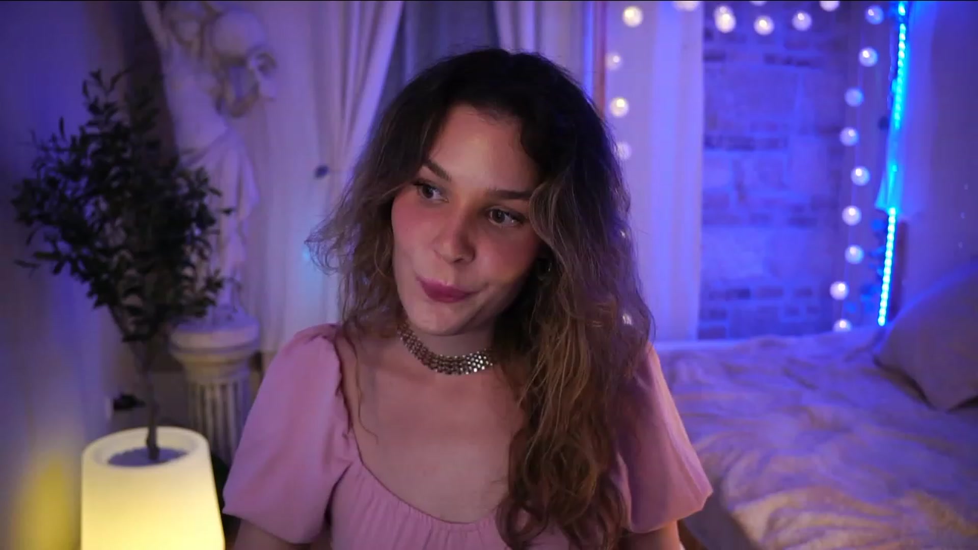 Gallery image thumbnail from ITakeUrBreath's myfreecams stream on, 08/03/2023, 02:08 image 15 of 20