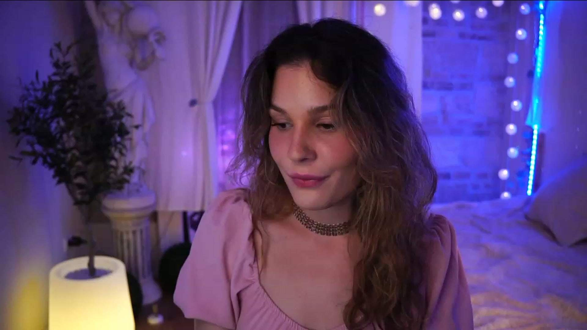 Gallery image thumbnail from ITakeUrBreath's myfreecams stream on, 08/03/2023, 02:08 image 14 of 20