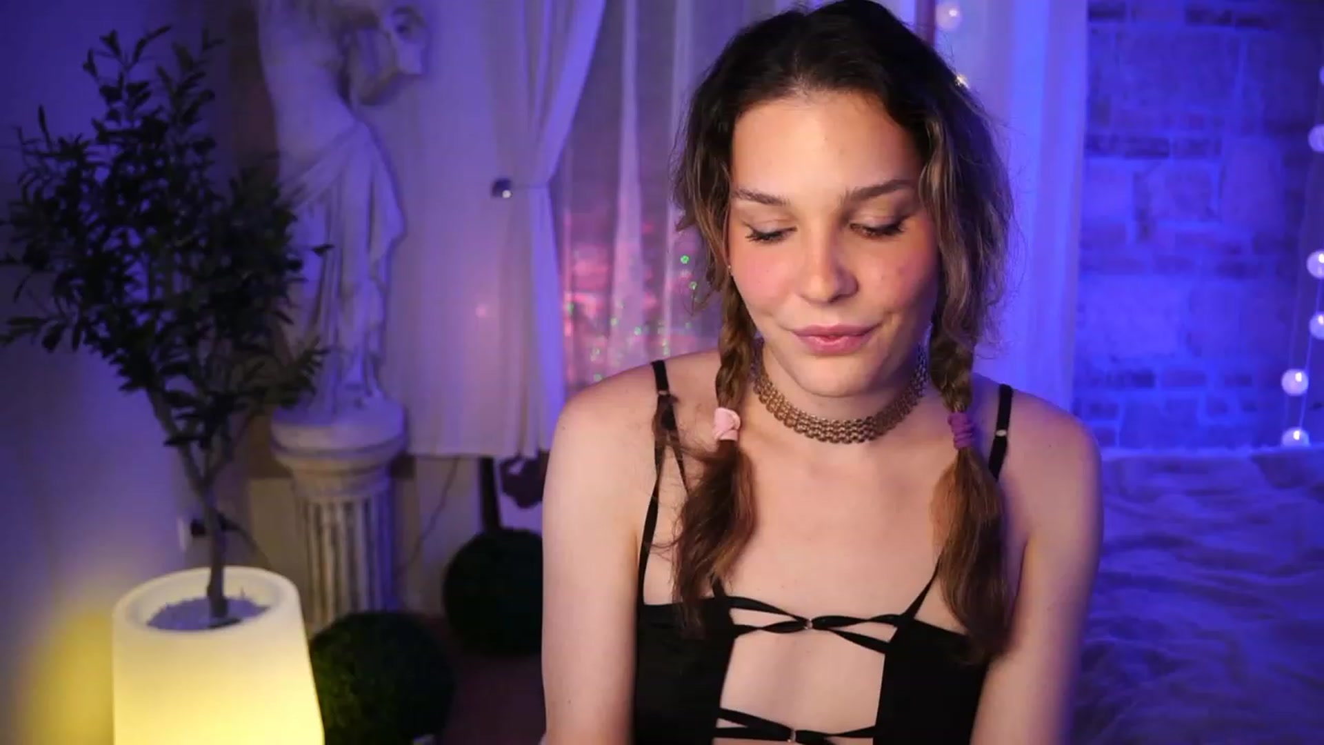 Gallery image thumbnail from ITakeUrBreath's myfreecams stream on, 08/11/2023, 06:27 image 3 of 20