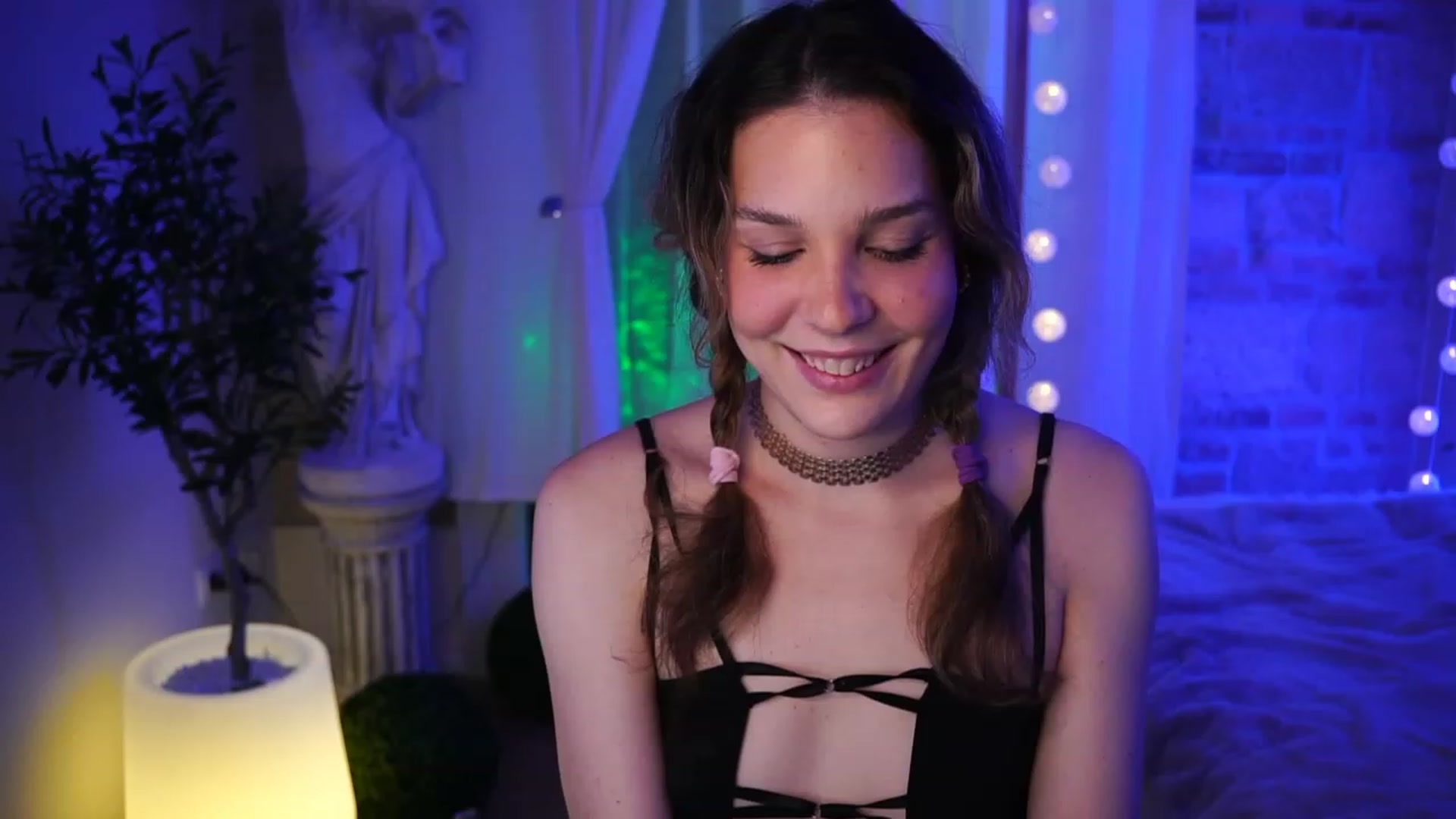 Gallery image thumbnail from ITakeUrBreath's myfreecams stream on, 08/11/2023, 06:27 image 6 of 20