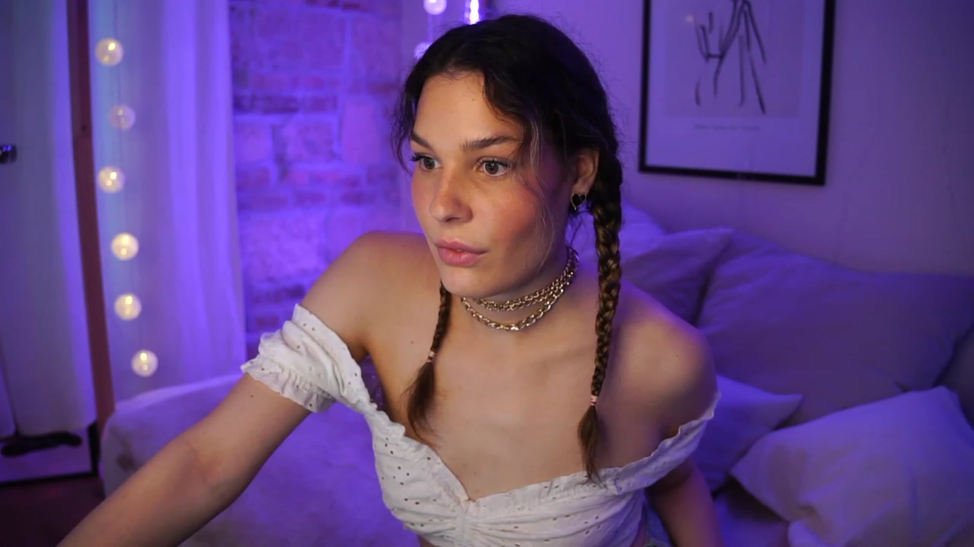 Gallery image thumbnail from ITakeUrBreath's myfreecams stream on, 08/24/2023, 06:39 image 7 of 20