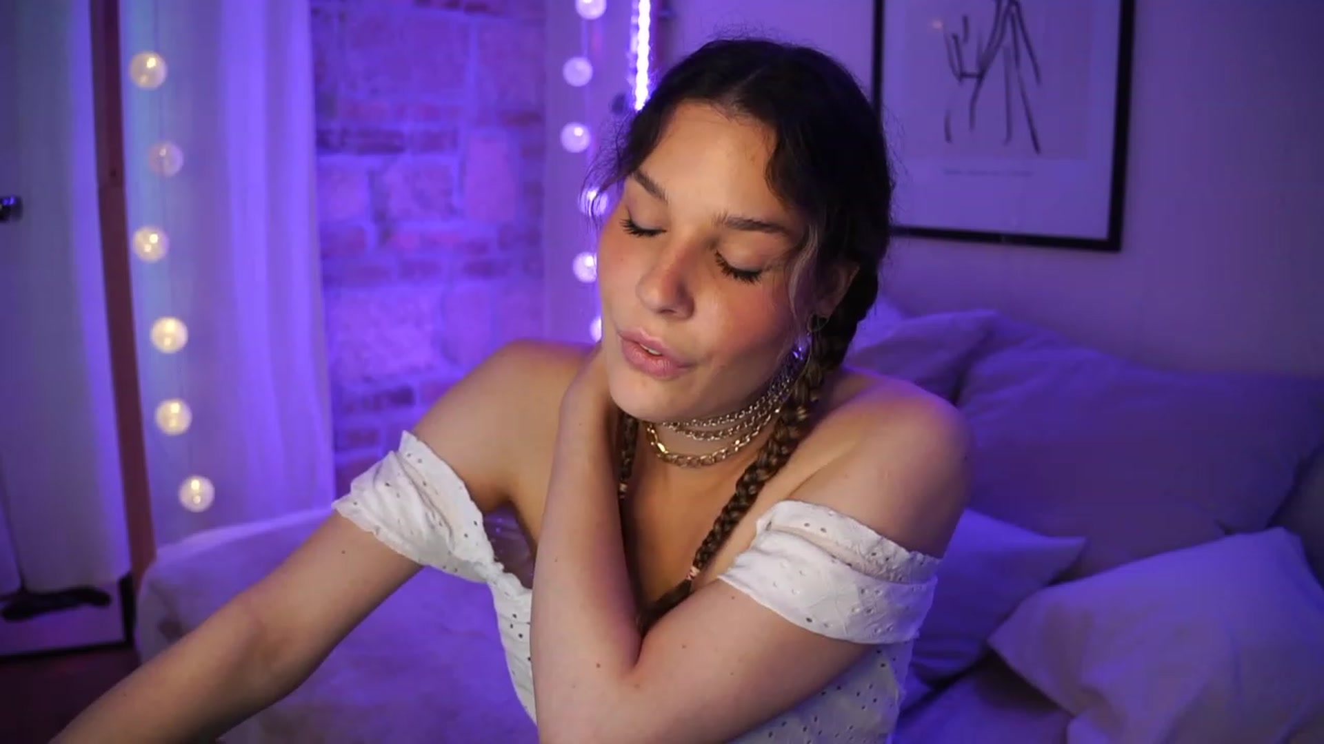Gallery image thumbnail from ITakeUrBreath's myfreecams stream on, 08/24/2023, 06:39 image 11 of 20