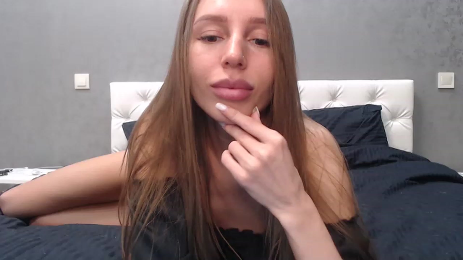 Gallery image thumbnail from I_am_Alexa's myfreecams stream on, 04/30/2023, 19:23 image 10 of 20