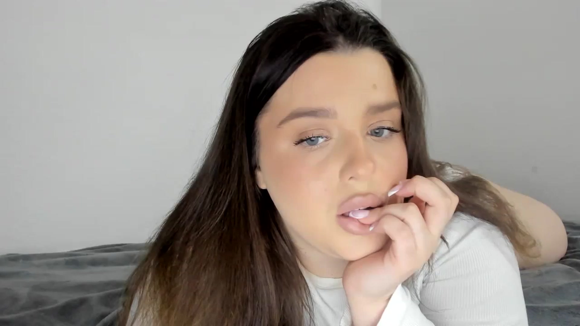 Gallery image thumbnail from IamAlishaBaby's myfreecams stream on, 03/23/2024, 23:51 image 1 of 20