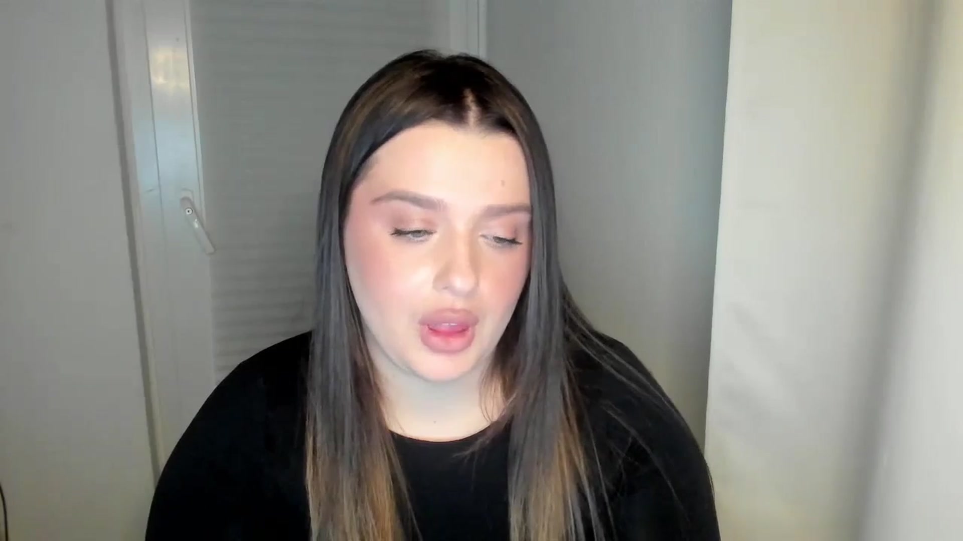 Gallery image thumbnail from IamAlishaBaby's myfreecams stream on, 03/24/2024, 21:19 image 9 of 20