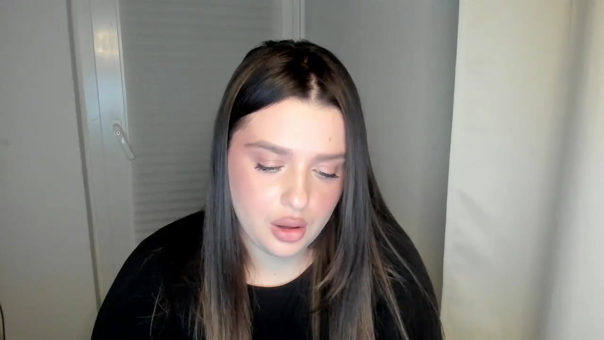Gallery image thumbnail from IamAlishaBaby's myfreecams stream on, 03/24/2024, 21:19 image 12 of 20