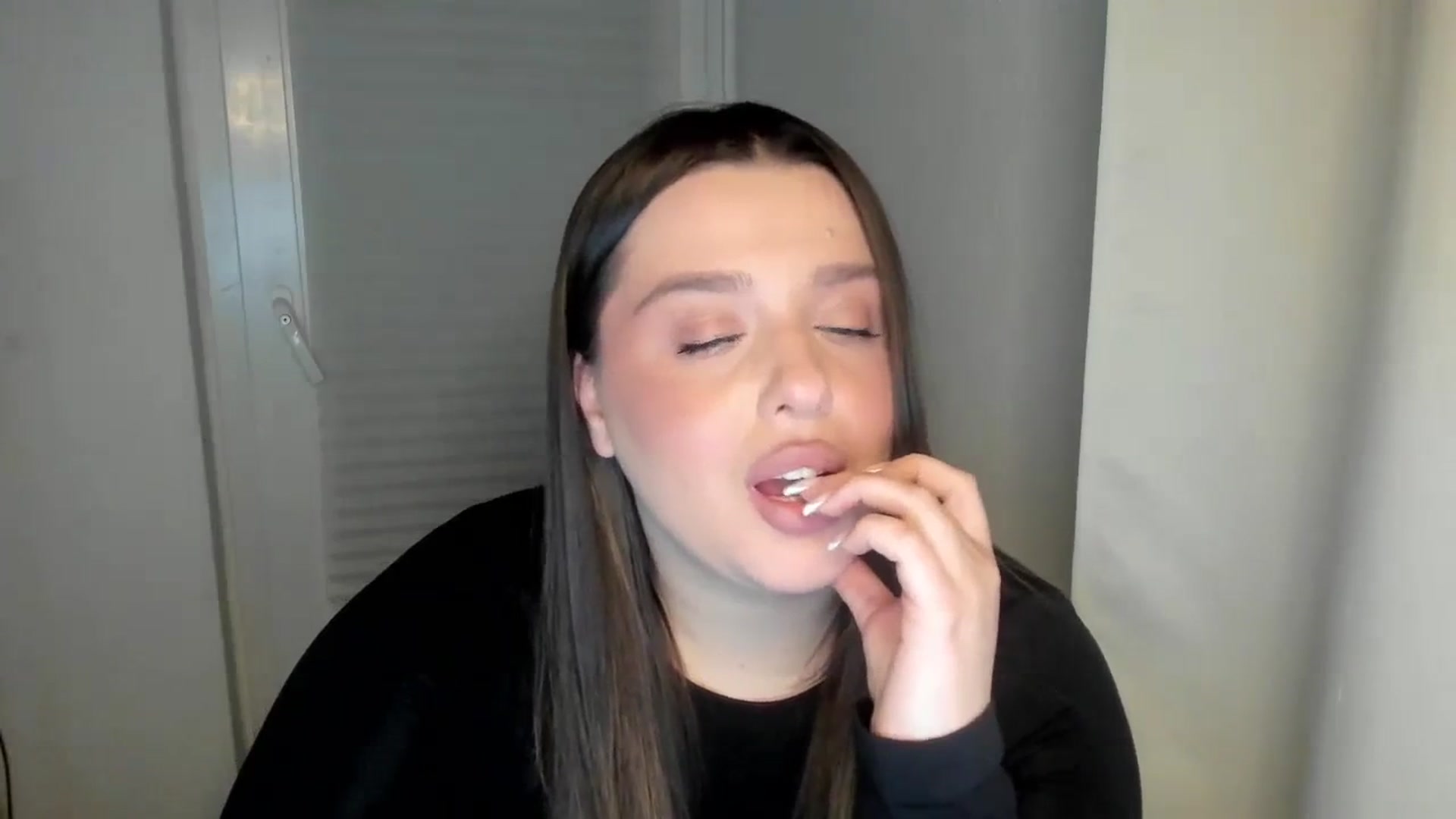 Gallery image thumbnail from IamAlishaBaby's myfreecams stream on, 03/24/2024, 21:19 image 8 of 20