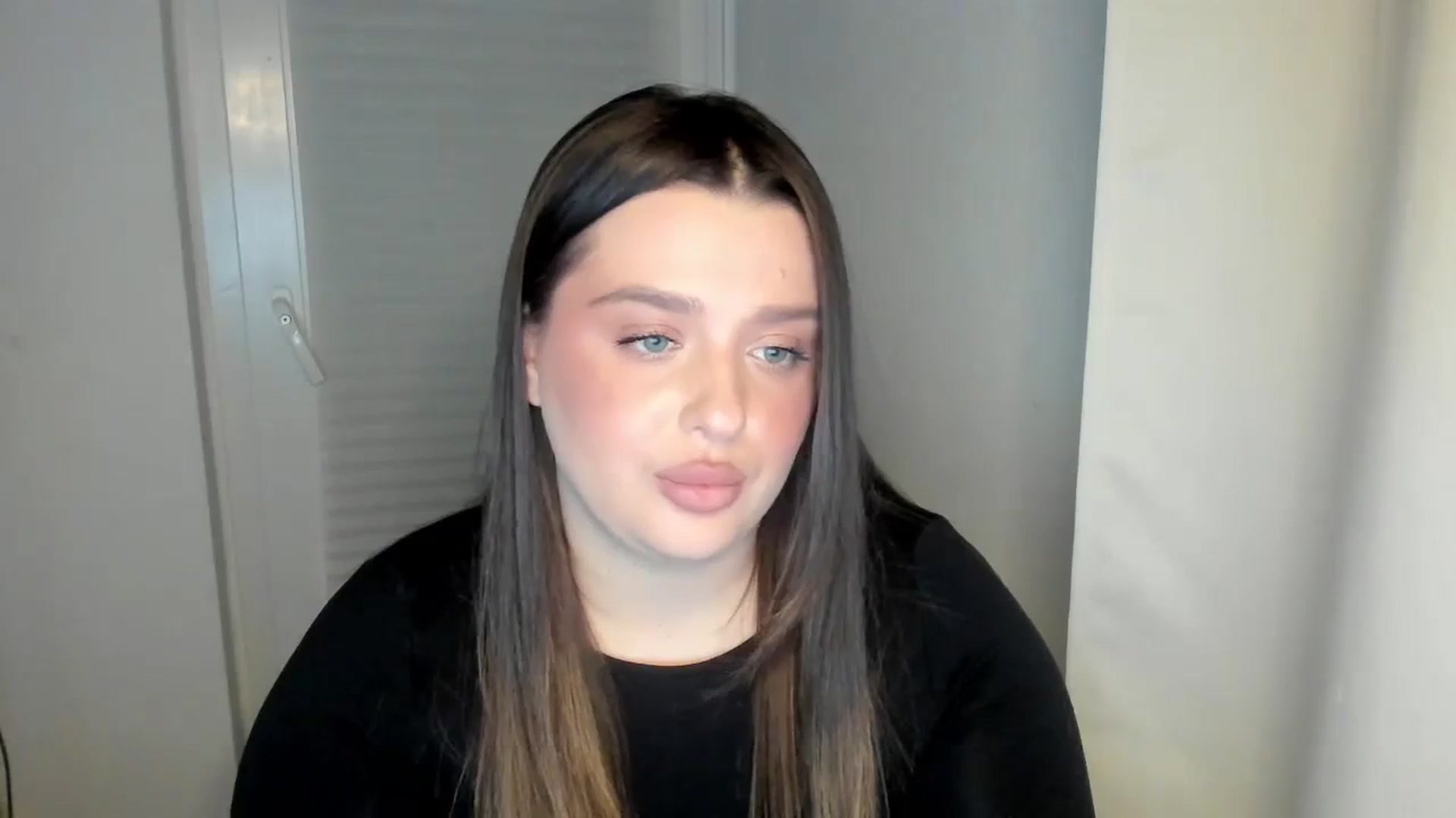 Gallery image thumbnail from IamAlishaBaby's myfreecams stream on, 03/24/2024, 21:19 image 7 of 20