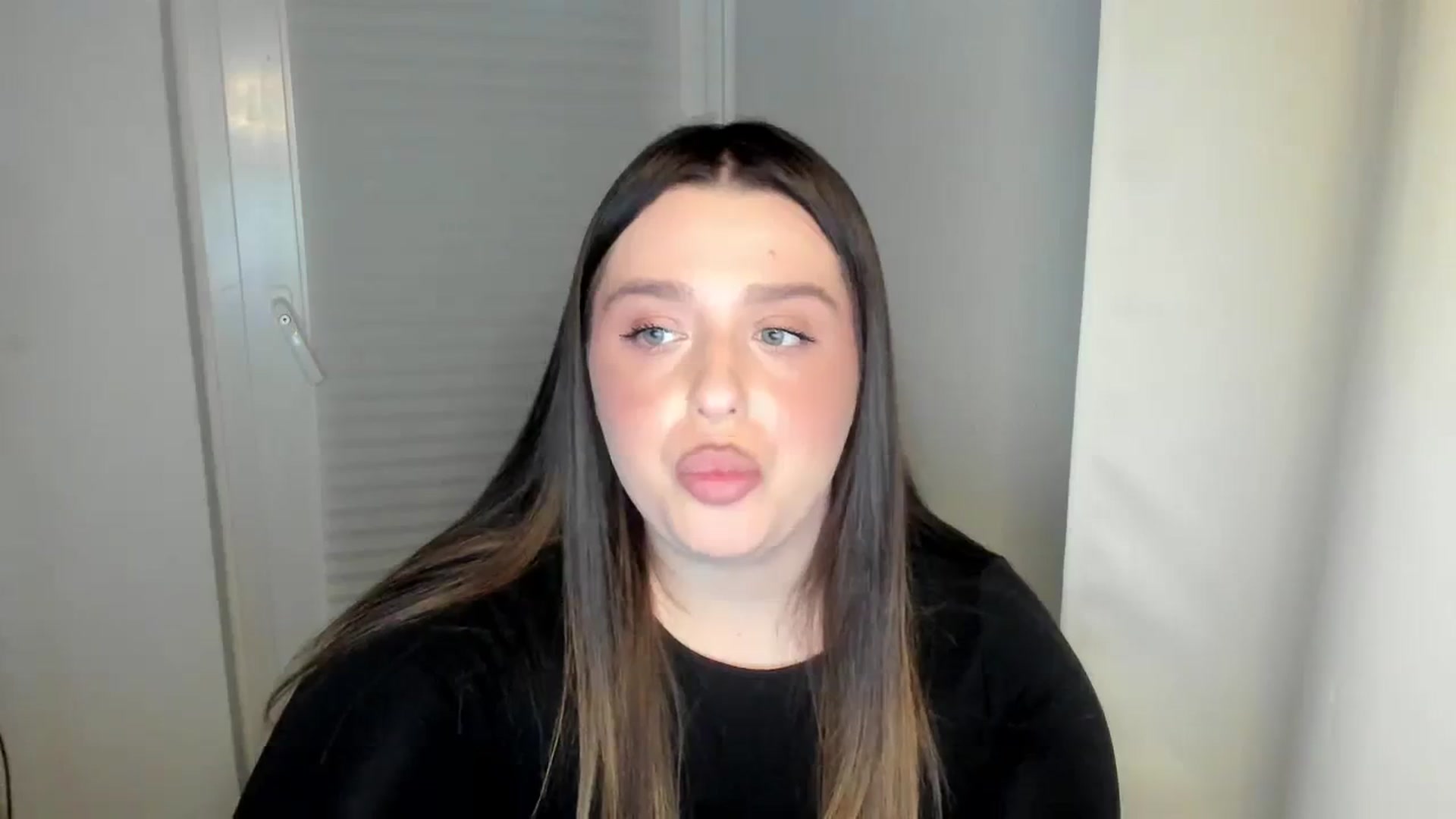 Gallery image thumbnail from IamAlishaBaby's myfreecams stream on, 03/24/2024, 21:19 image 18 of 20