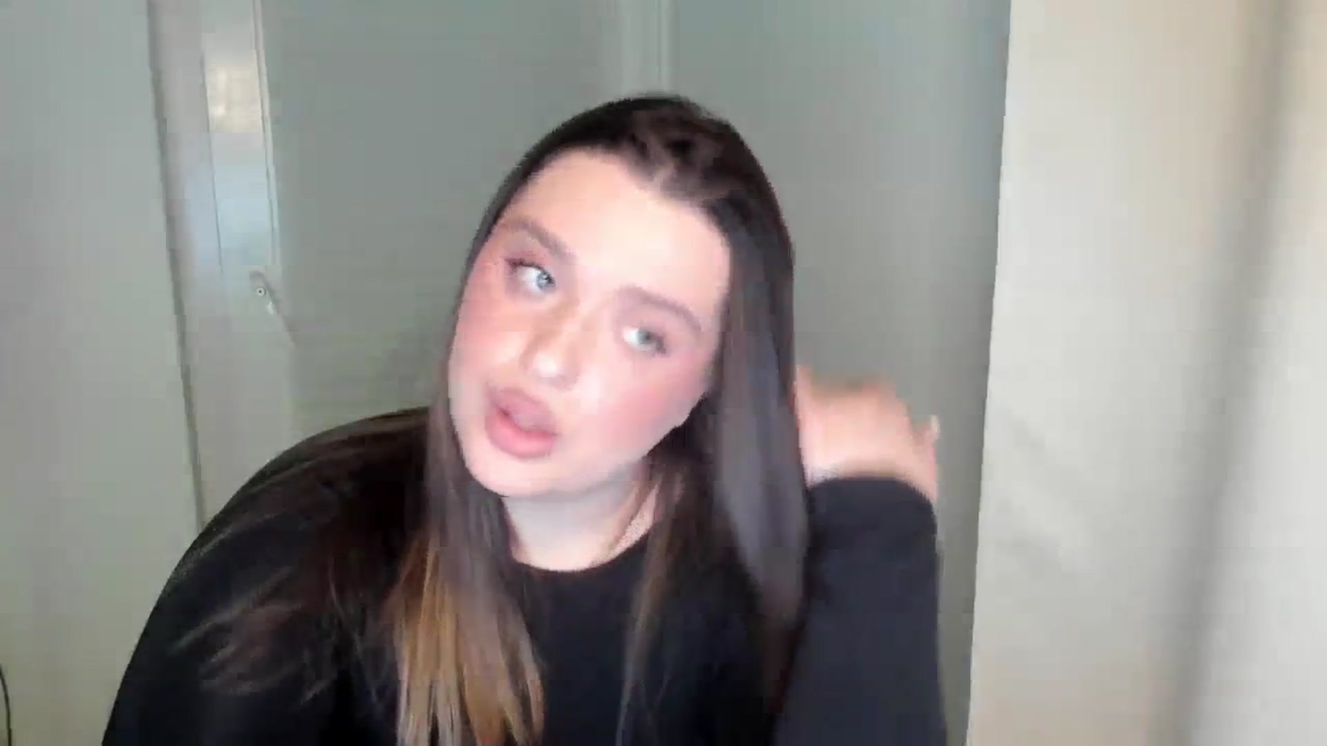 Gallery image thumbnail from IamAlishaBaby's myfreecams stream on, 03/24/2024, 21:19 image 3 of 20