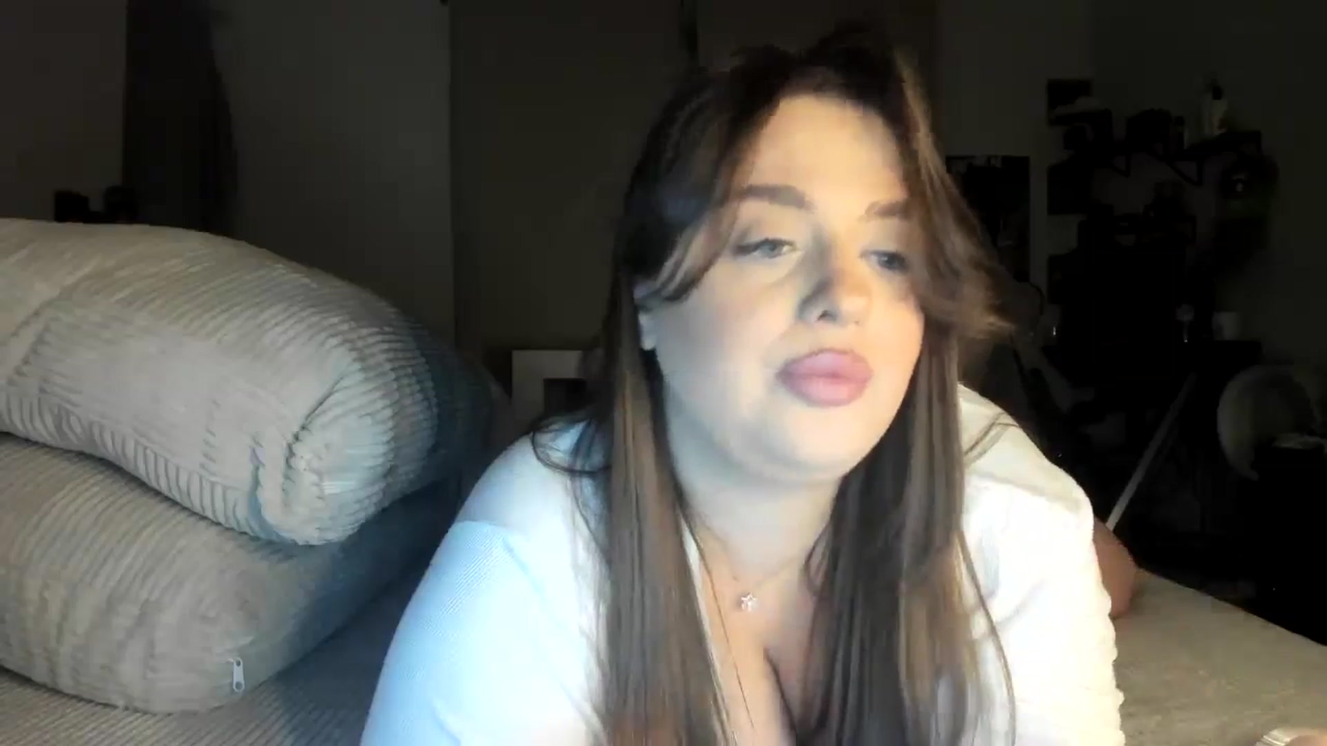 Gallery image thumbnail from IamAlishaBaby's myfreecams stream on, 06/18/2024, 22:41 image 10 of 20