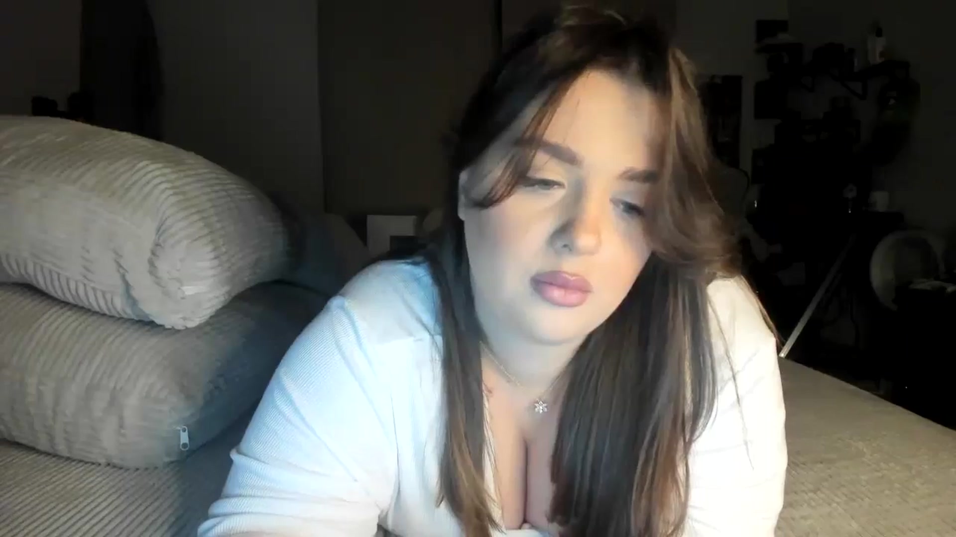 Gallery image thumbnail from IamAlishaBaby's myfreecams stream on, 06/18/2024, 22:41 image 14 of 20