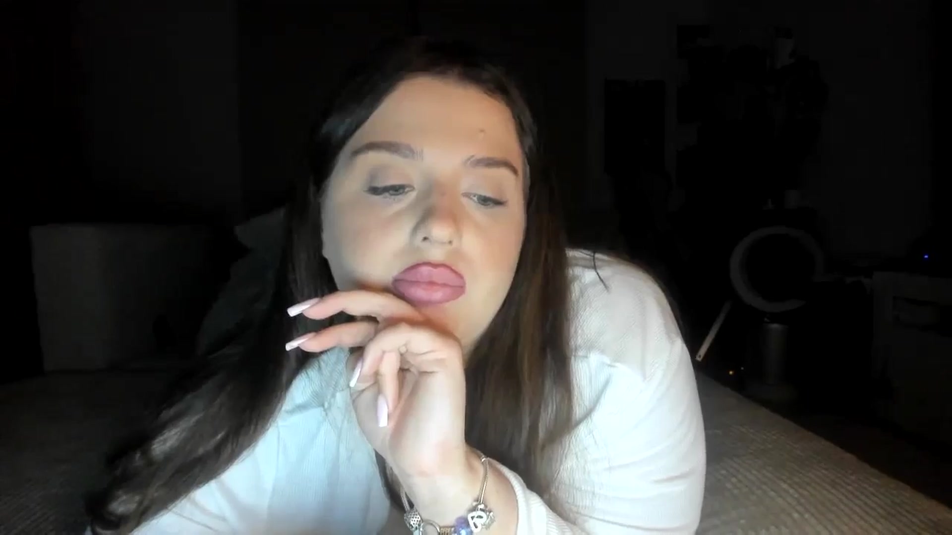 Gallery image thumbnail from IamAlishaBaby's myfreecams stream on, 06/28/2024, 24:42 image 8 of 20